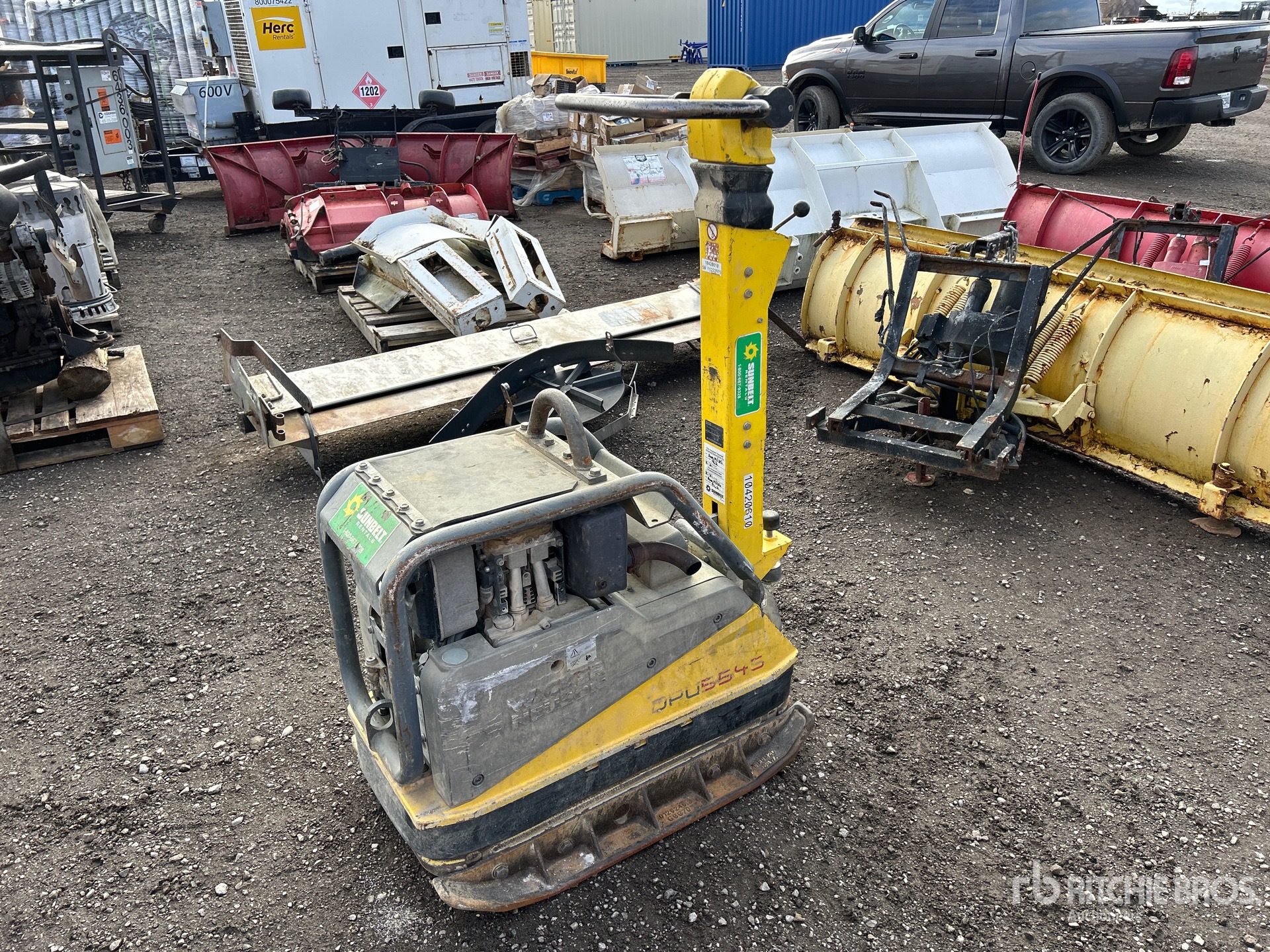 General Appearance with Bild, Ecke hinten rechts