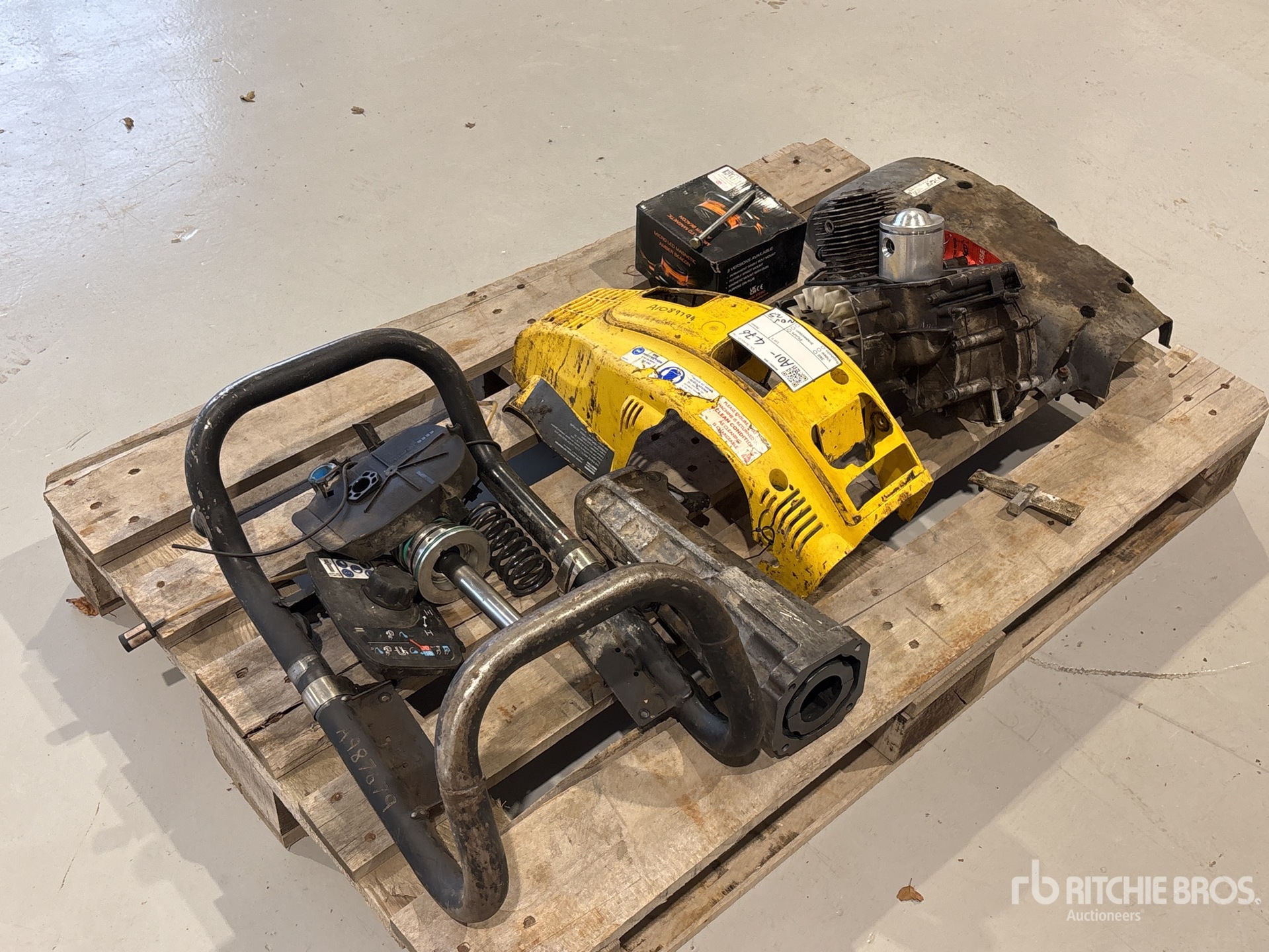 Aspect général with Image, coin arrière gauche