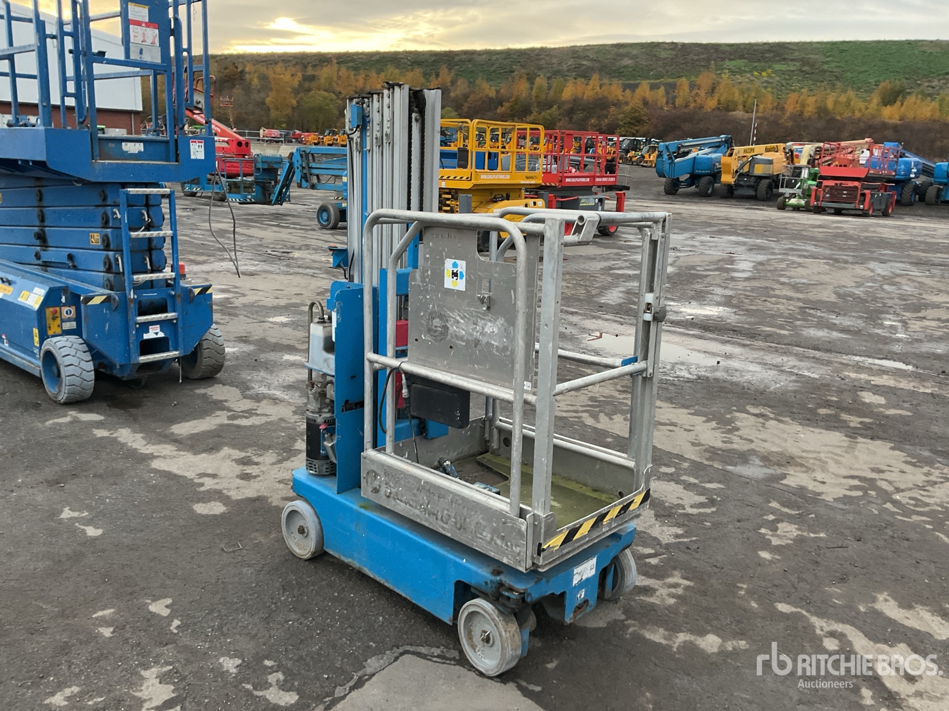 General Appearance with Picture, Right Front Corner