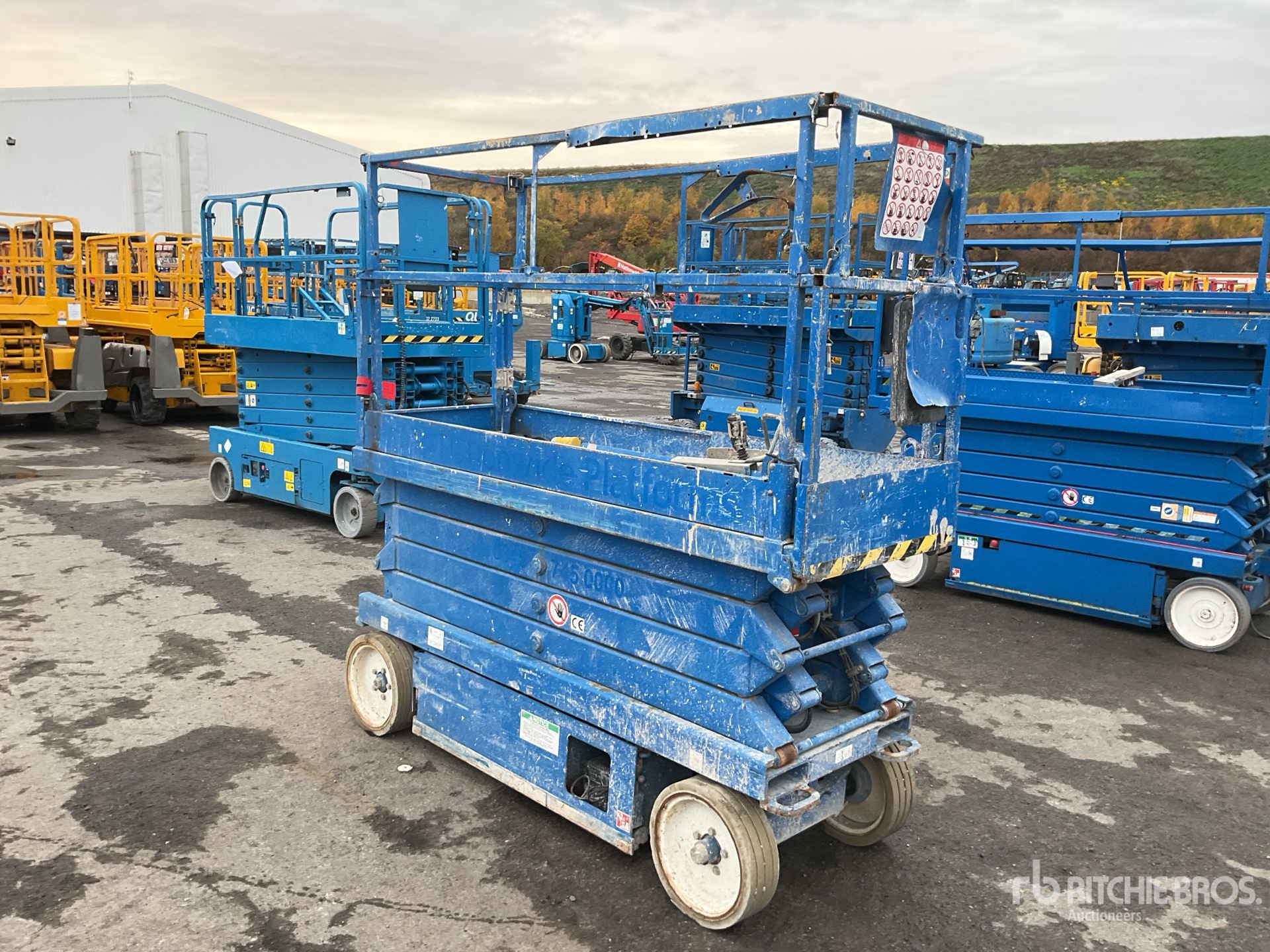 General Appearance with Foto, angolo anteriore destro