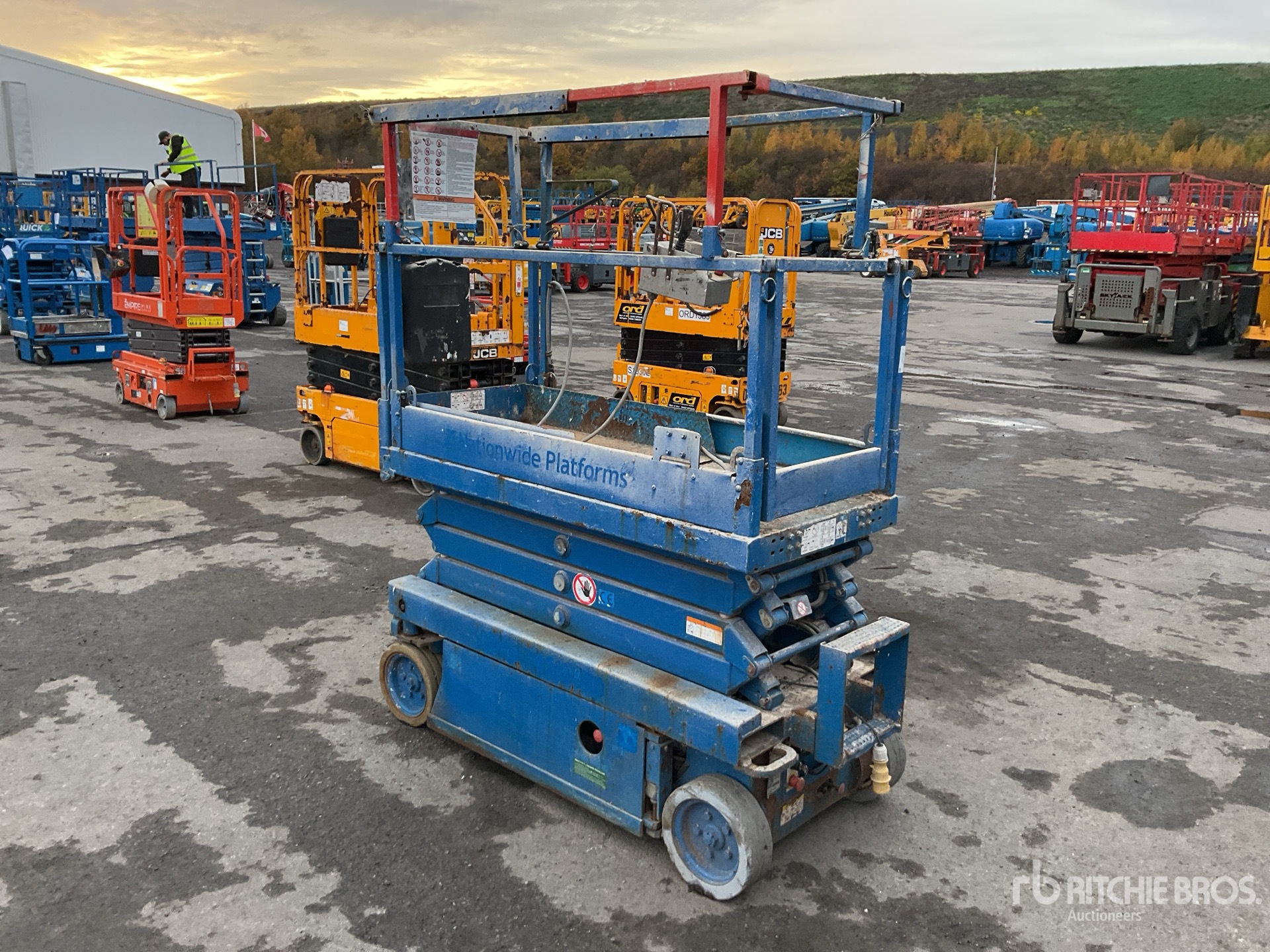 General Appearance with Foto, angolo posteriore sinistro