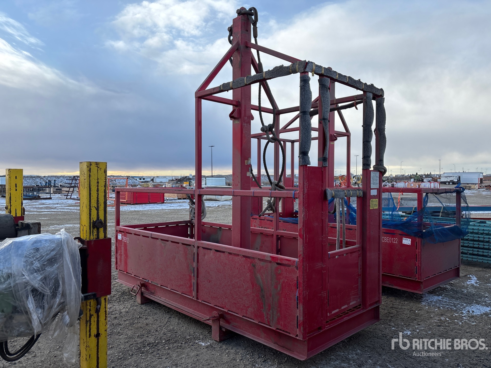 General Appearance with Bild, Ecke vorne links