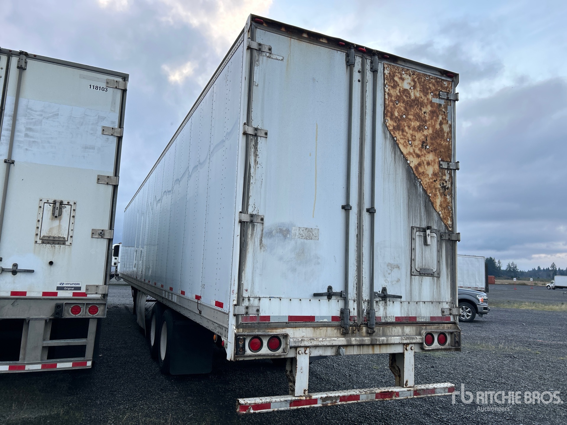 General Appearance with Picture, Left Rear Corner