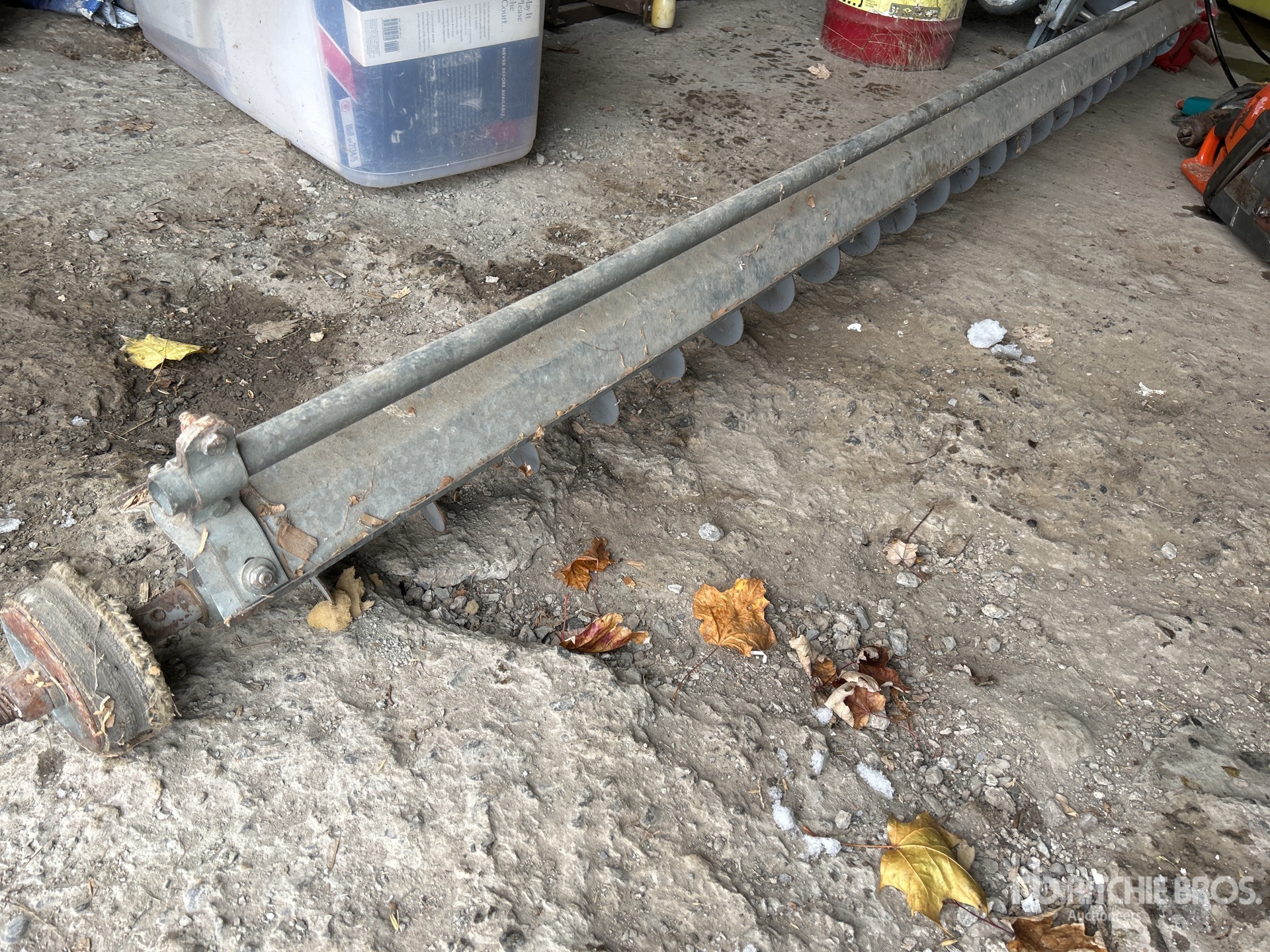 General Appearance with Bild, Ecke hinten links