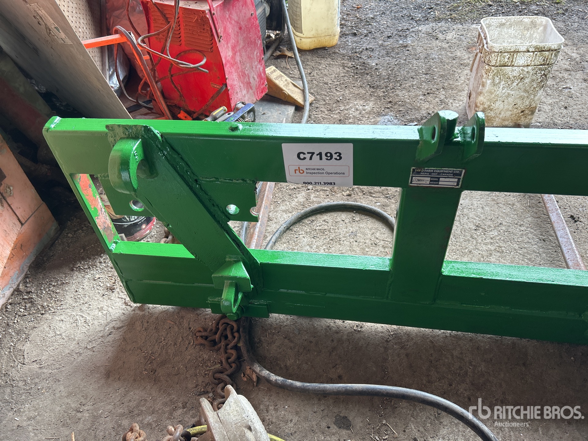 General Appearance with Picture, Left Rear Corner