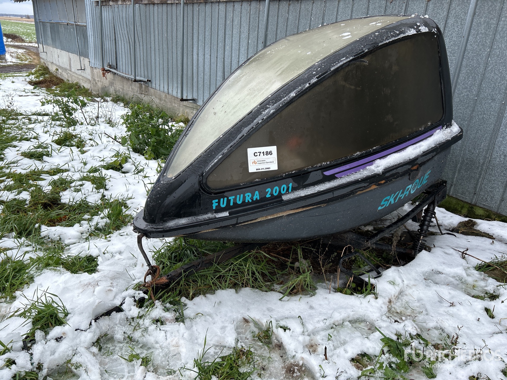 General Appearance with Foto, angolo anteriore sinistro