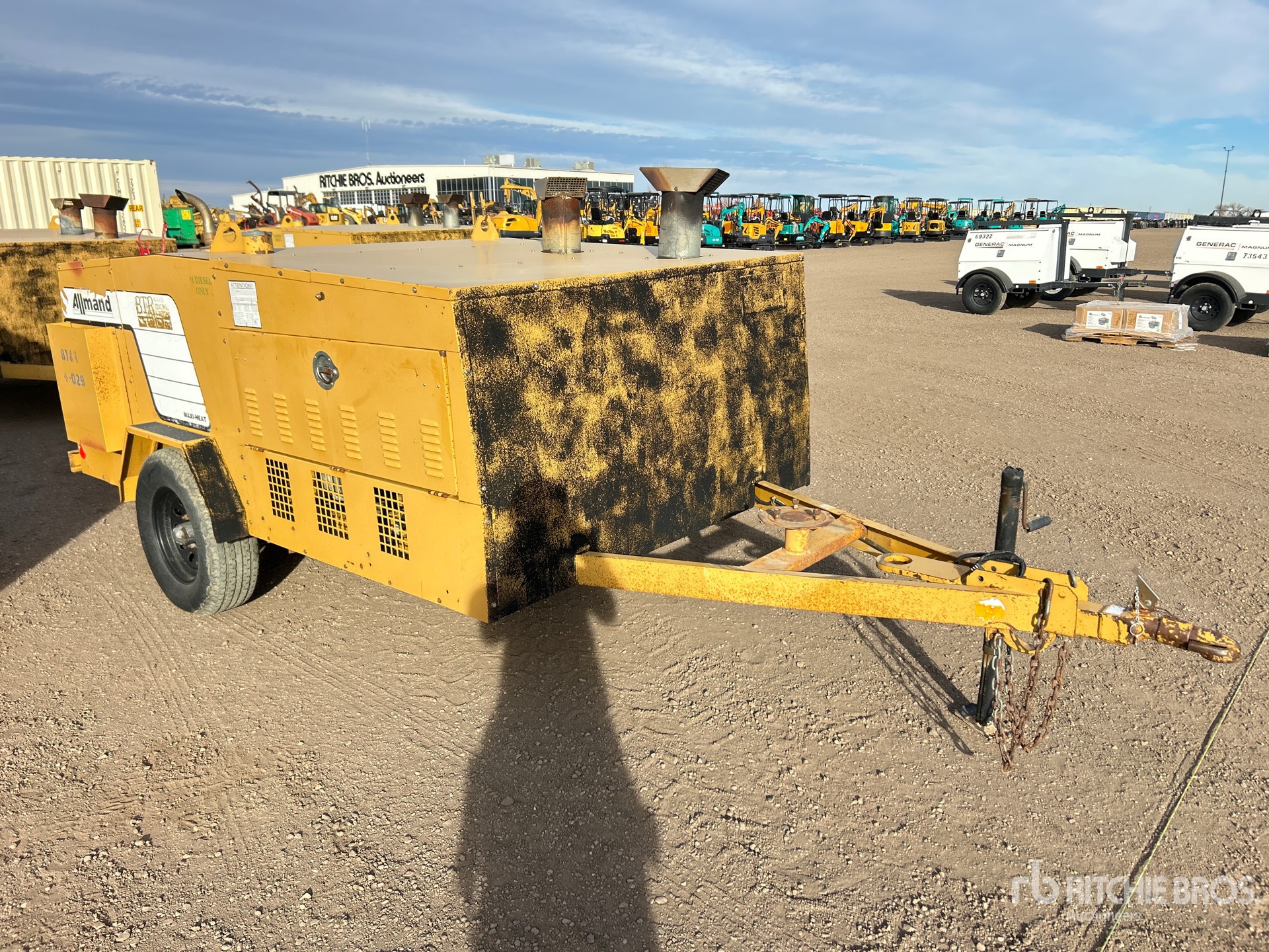 General Appearance with Bild, Ecke vorne rechts