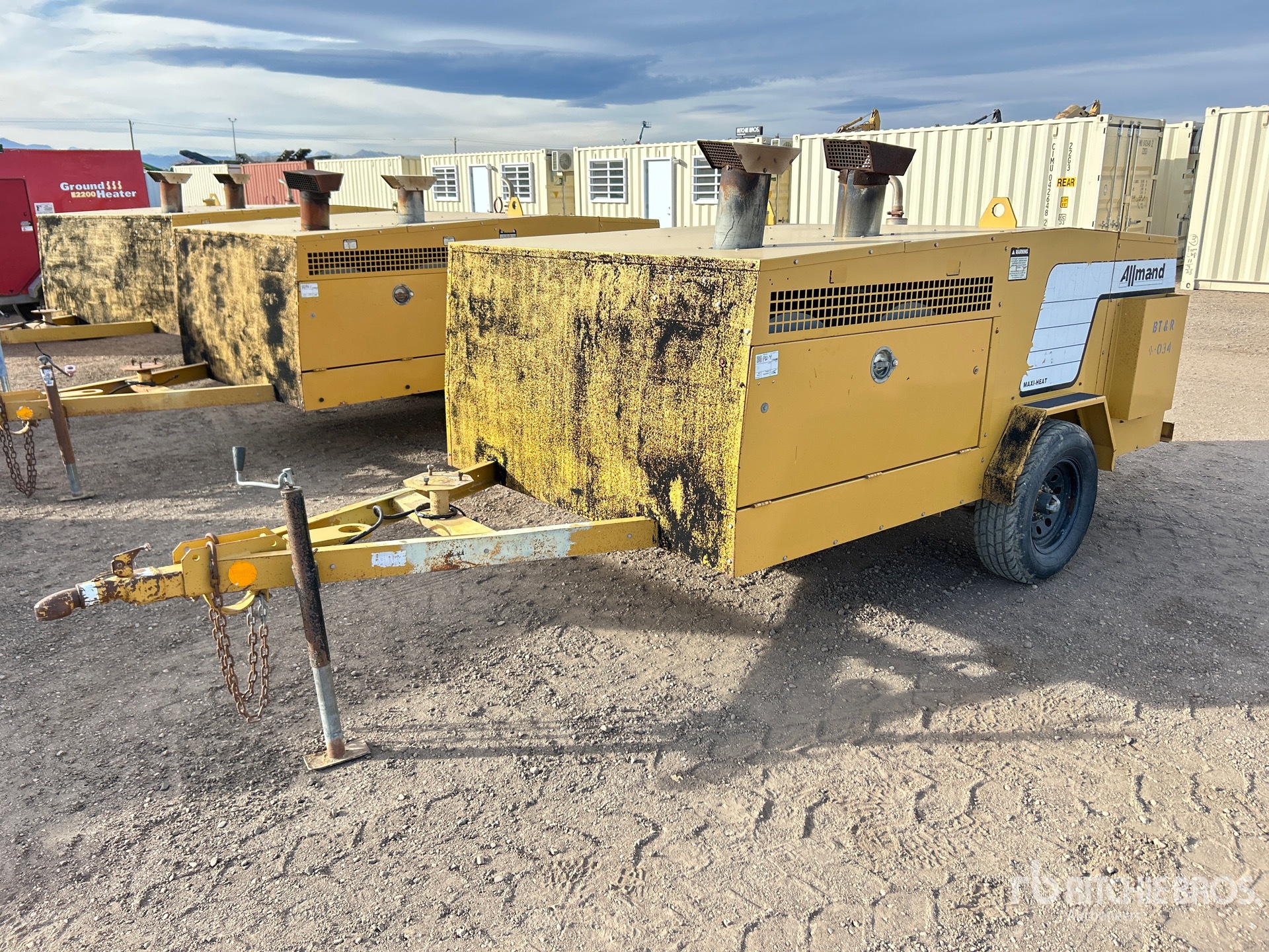 General Appearance with Bild, Ecke vorne links