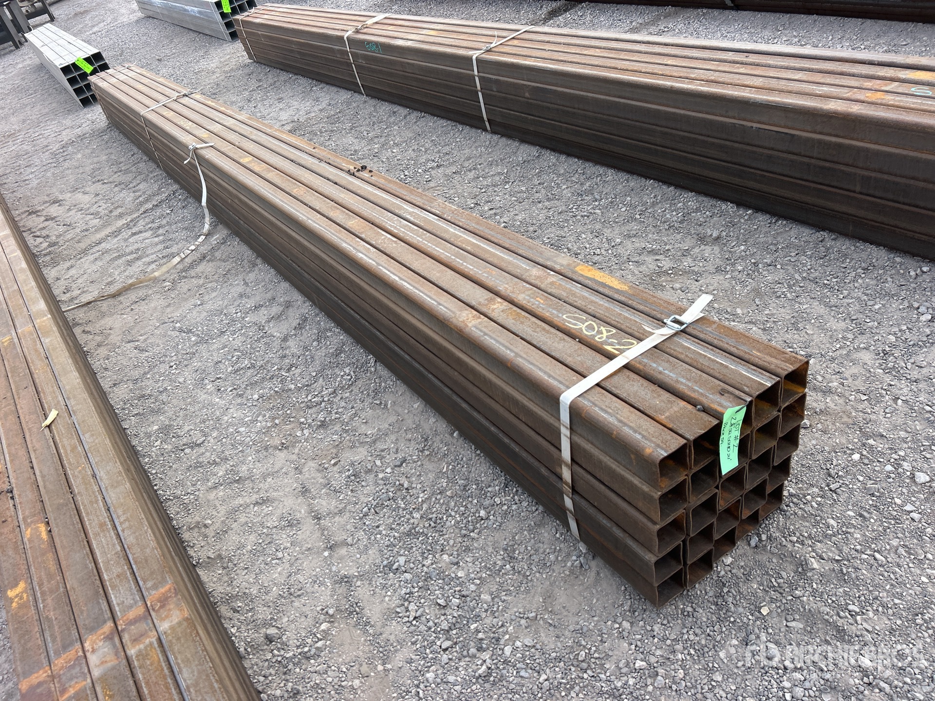 General Appearance with Bild, Ecke hinten links