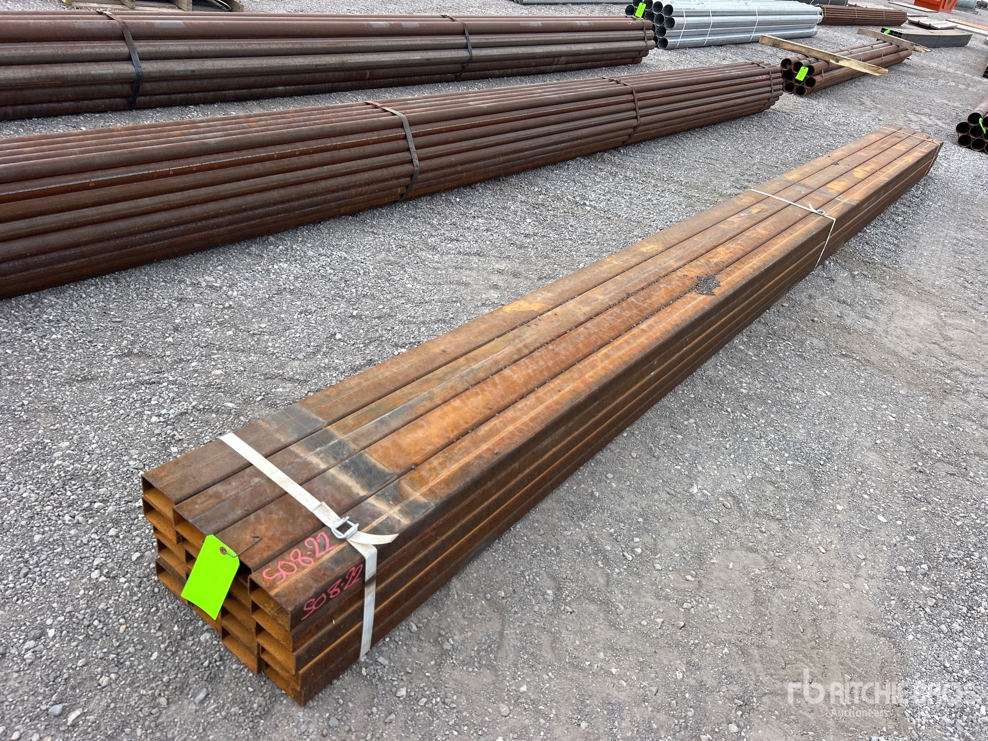 General Appearance with Bild, Ecke vorne links