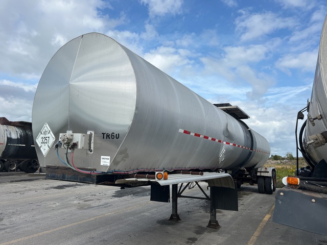 2005 LBT N6304 T/A 7000 L Asphalt Tank Trailer 2005 LBT N6304 T/A 7000 L Asphalt Tank Trailer