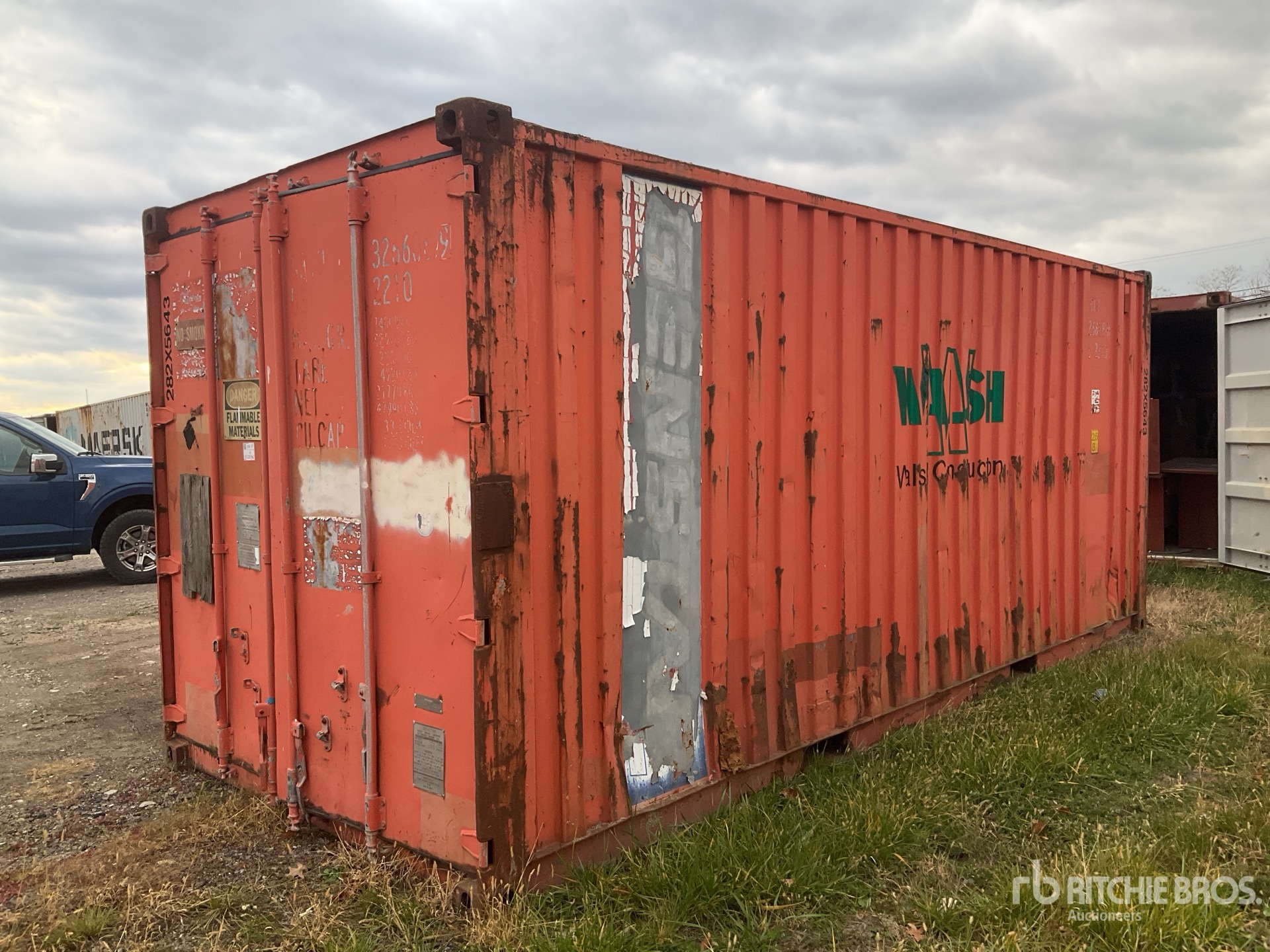 Aspect général with Image, coin arrière droit