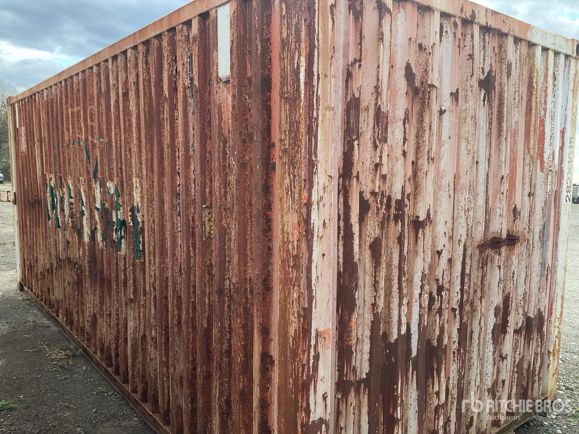 Aspect général with Image, coin avant droit