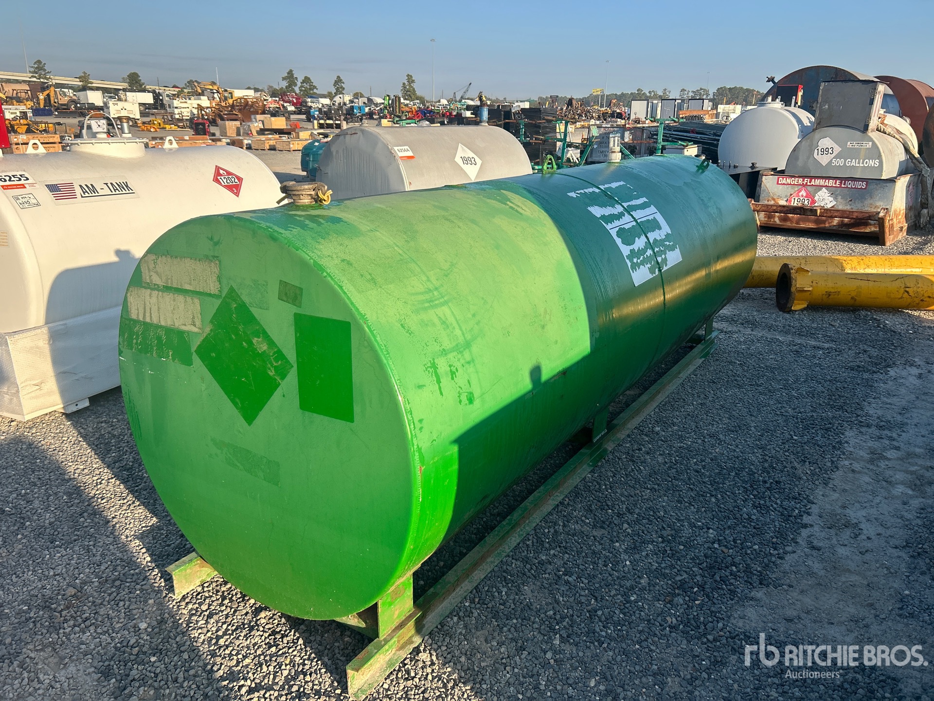 General Appearance with Bild, Ecke vorne rechts