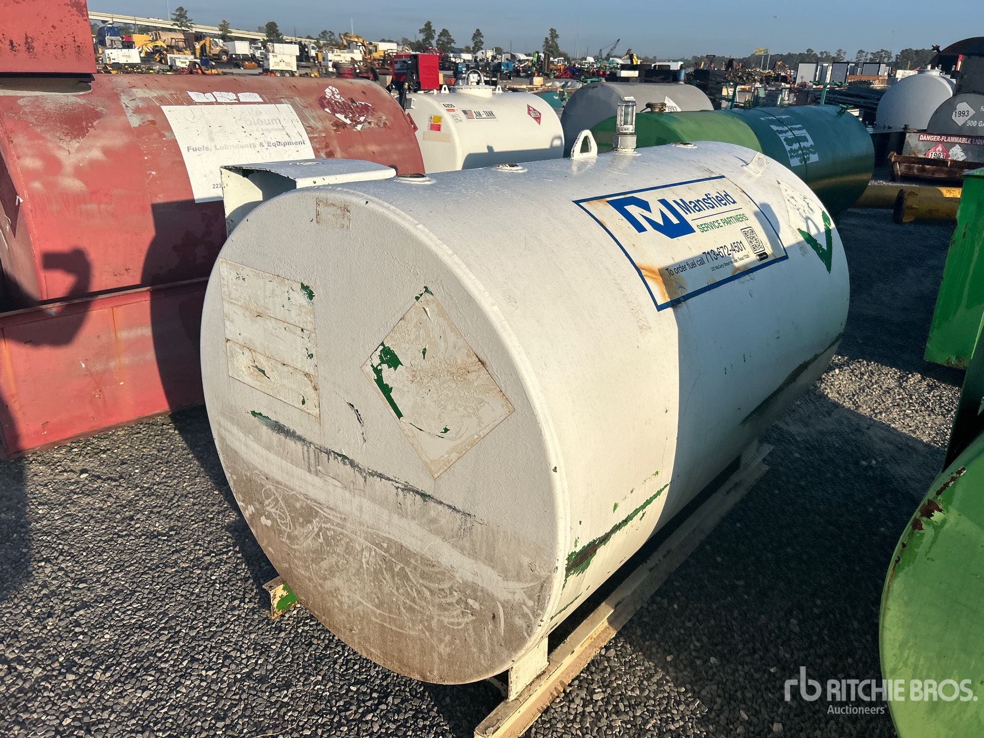 General Appearance with Foto, angolo anteriore sinistro