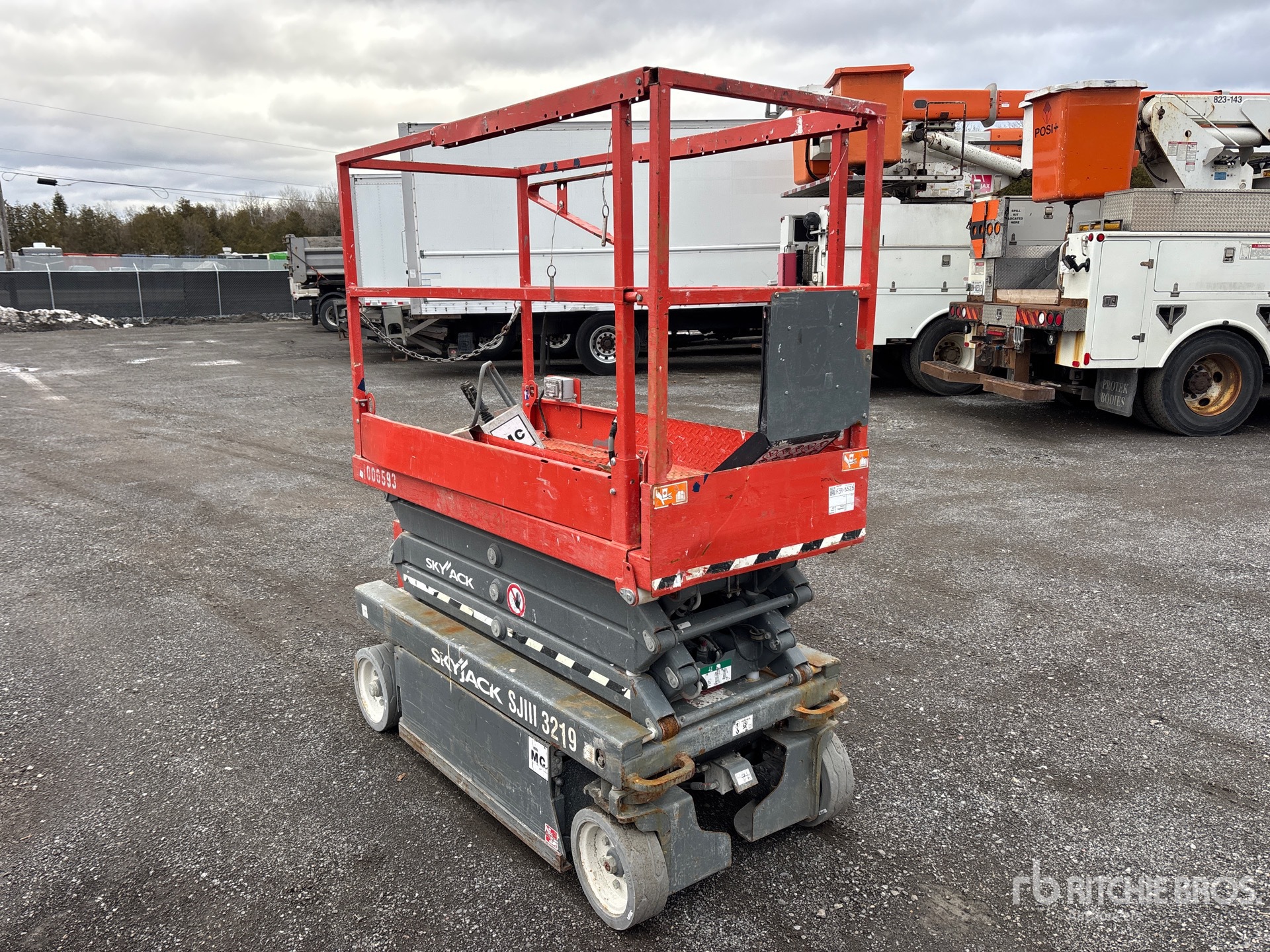 General Appearance with Picture, Left Rear Corner