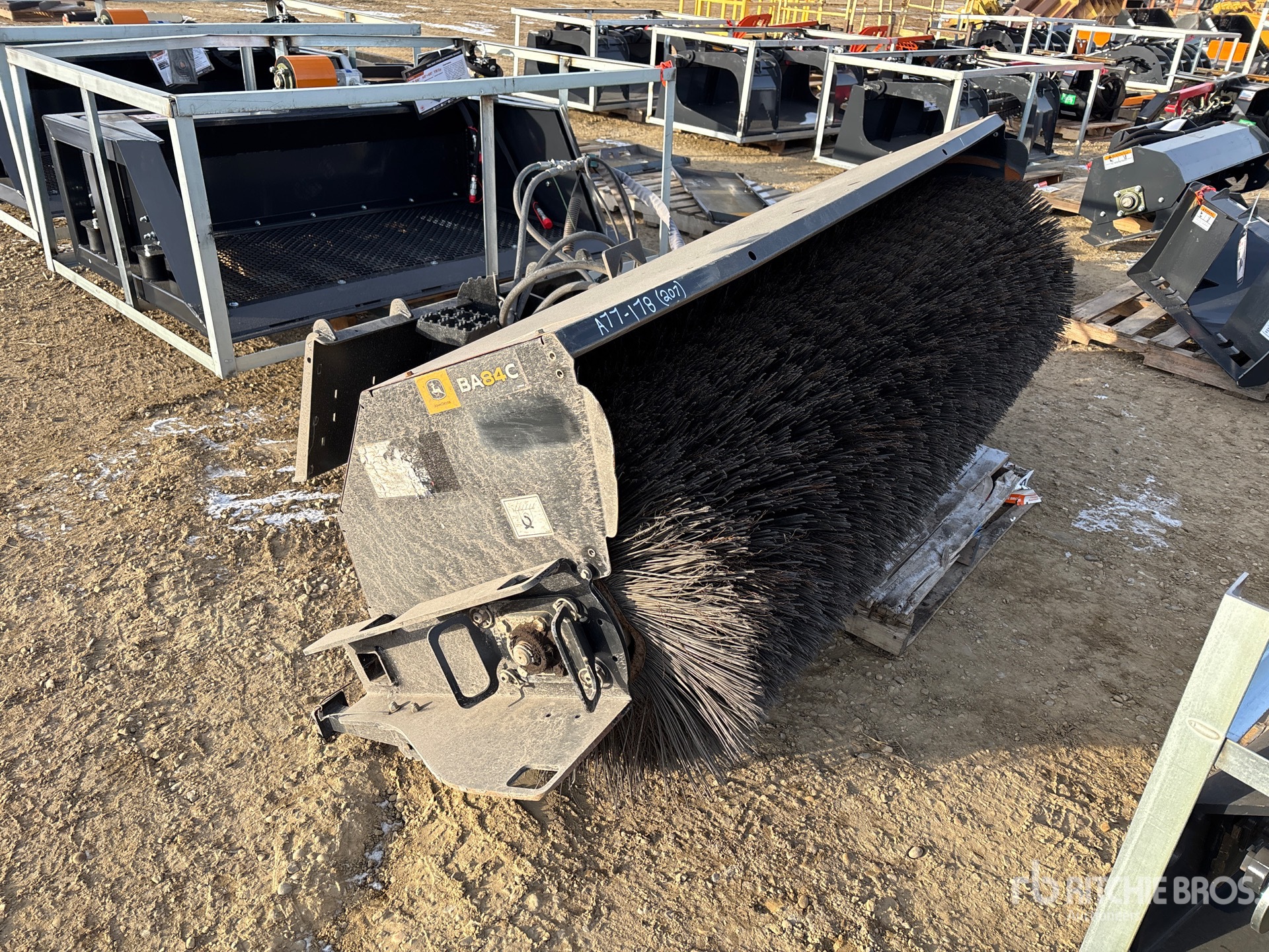 General Appearance with Imagen: esquina delantera derecha