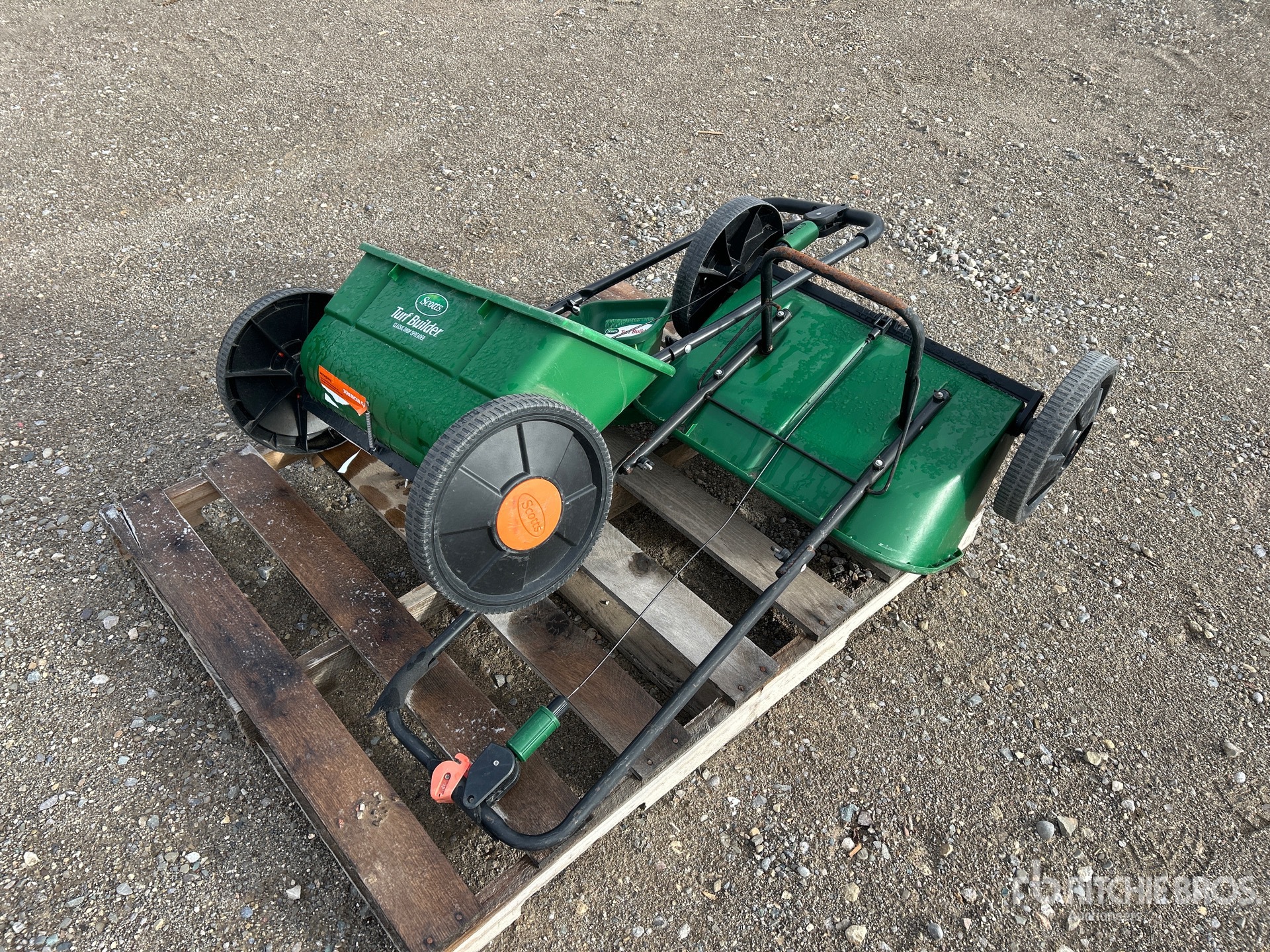 General Appearance with Bild, Ecke hinten links