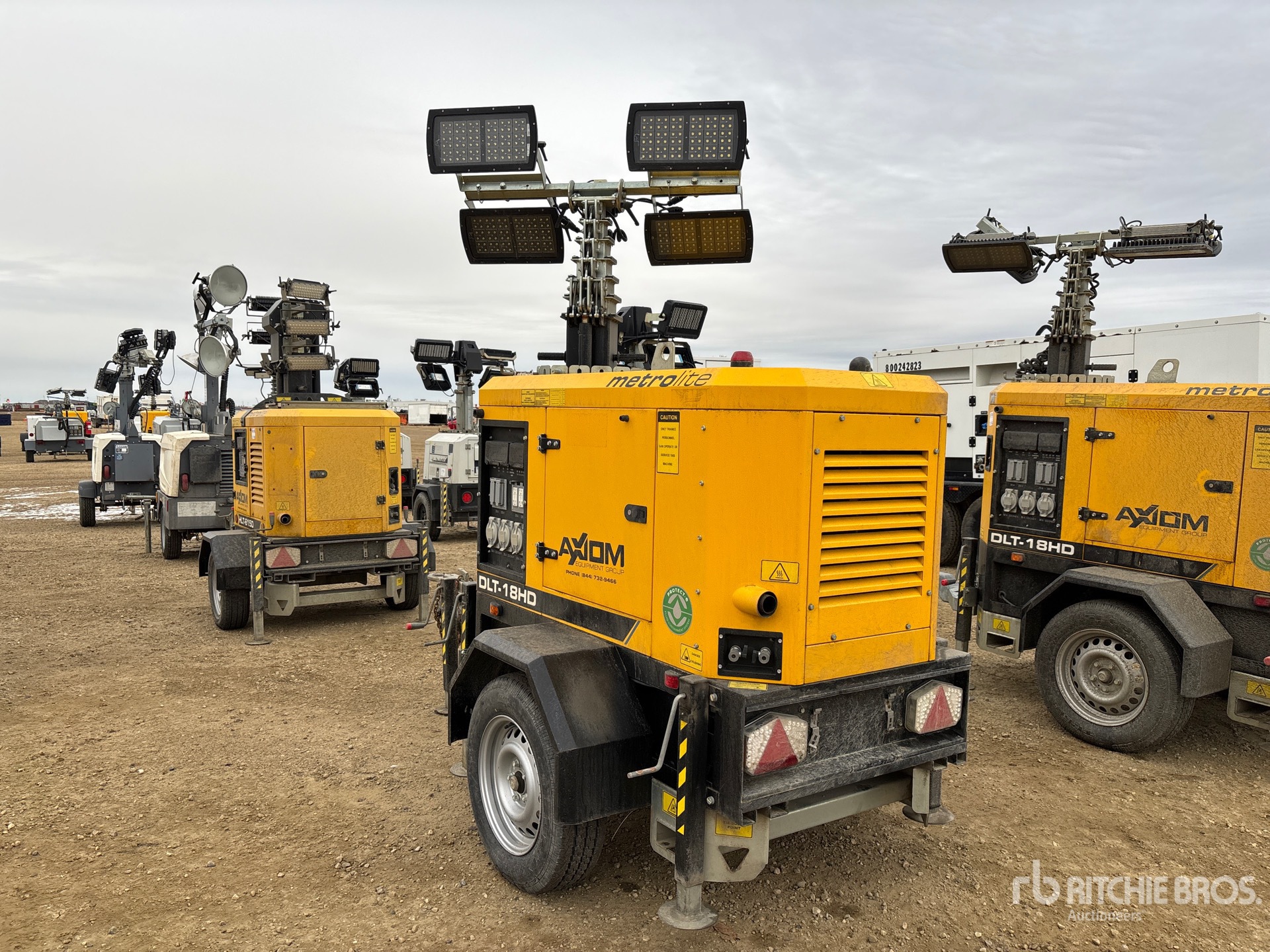 General Appearance with Foto, angolo posteriore sinistro