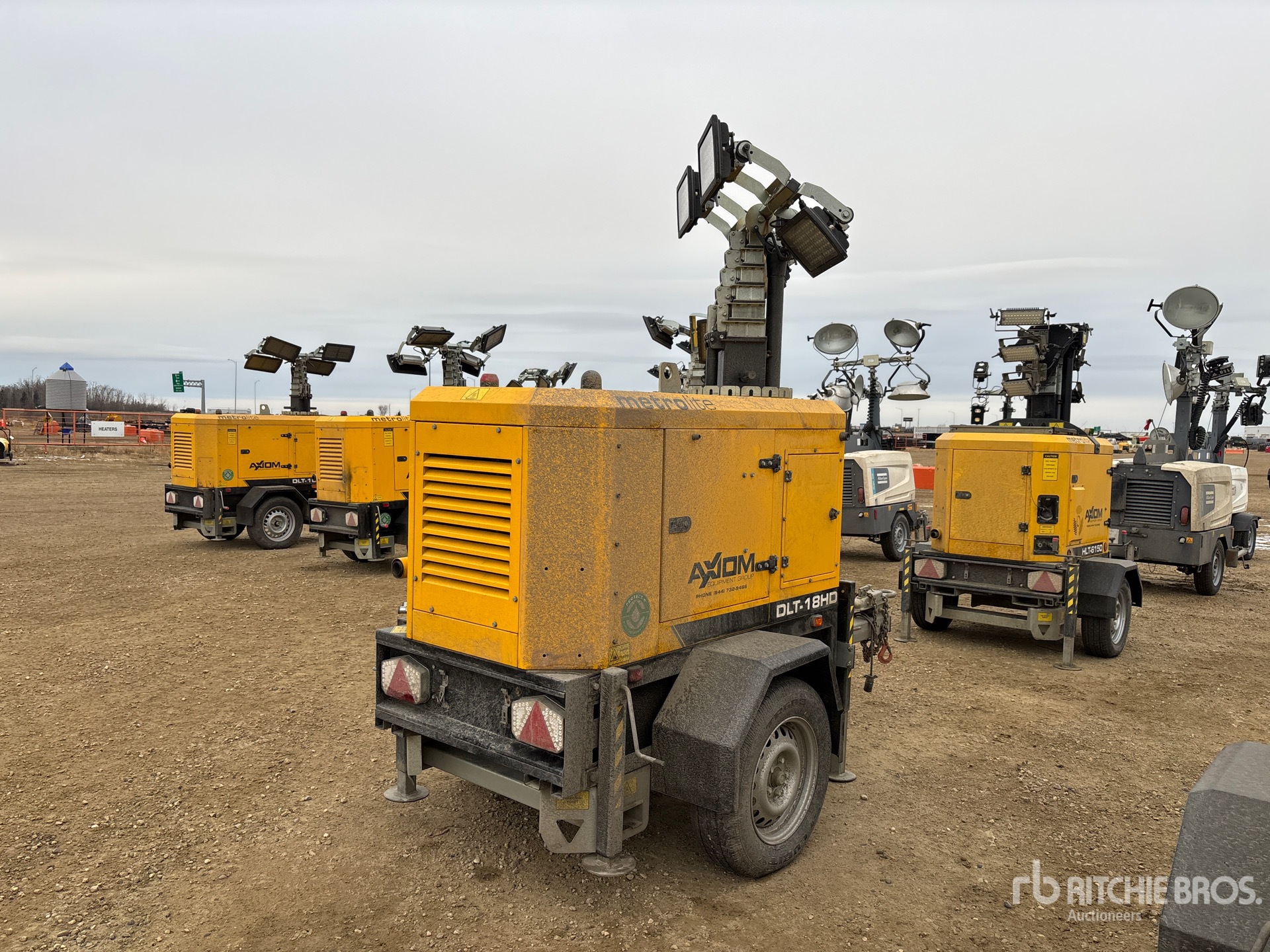 General Appearance with Foto, angolo anteriore sinistro