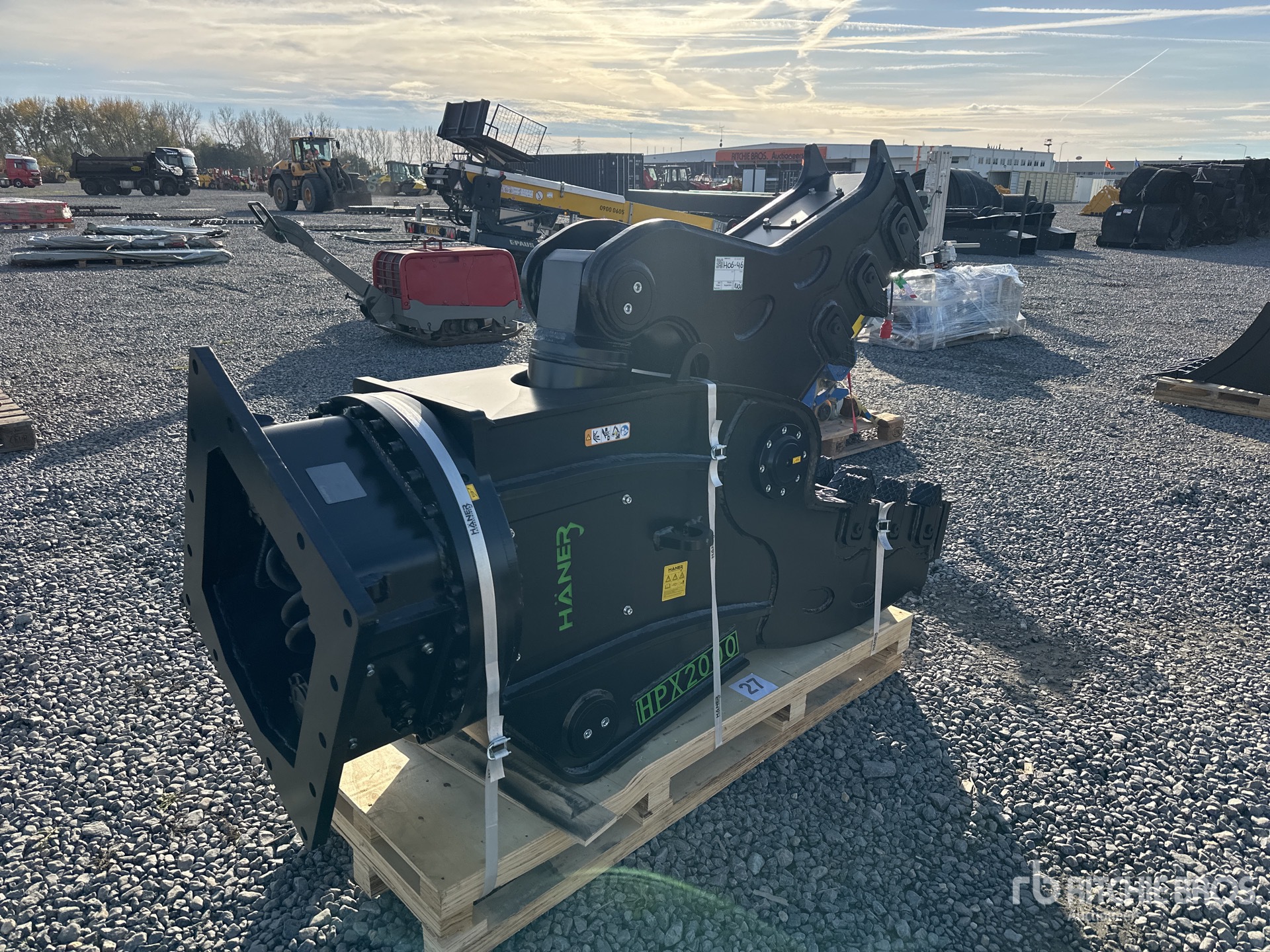 General Appearance with Image, coin arrière droit