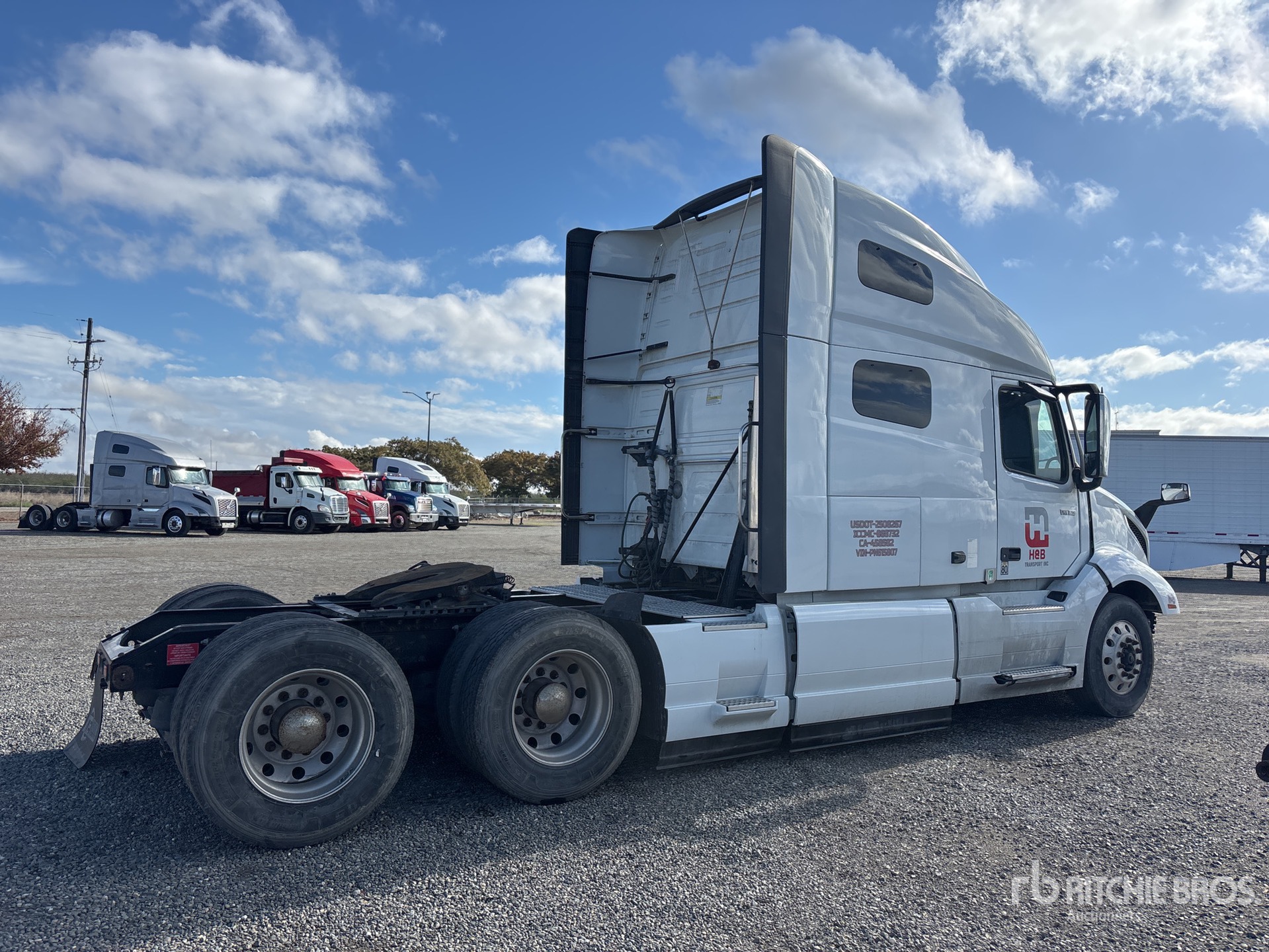 General Appearance with Imagen: esquina trasera derecha