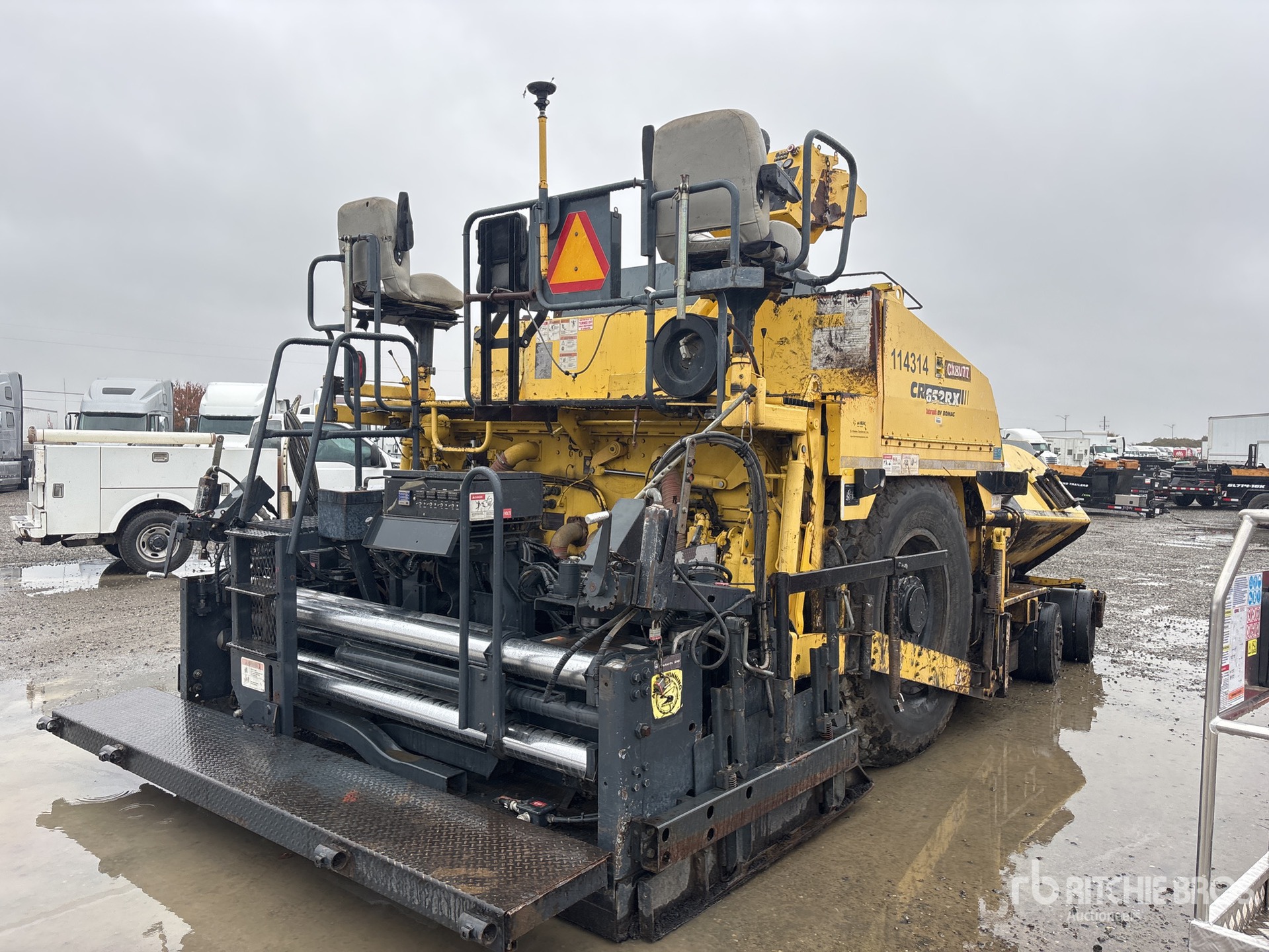 General Appearance with Imagen: esquina trasera derecha