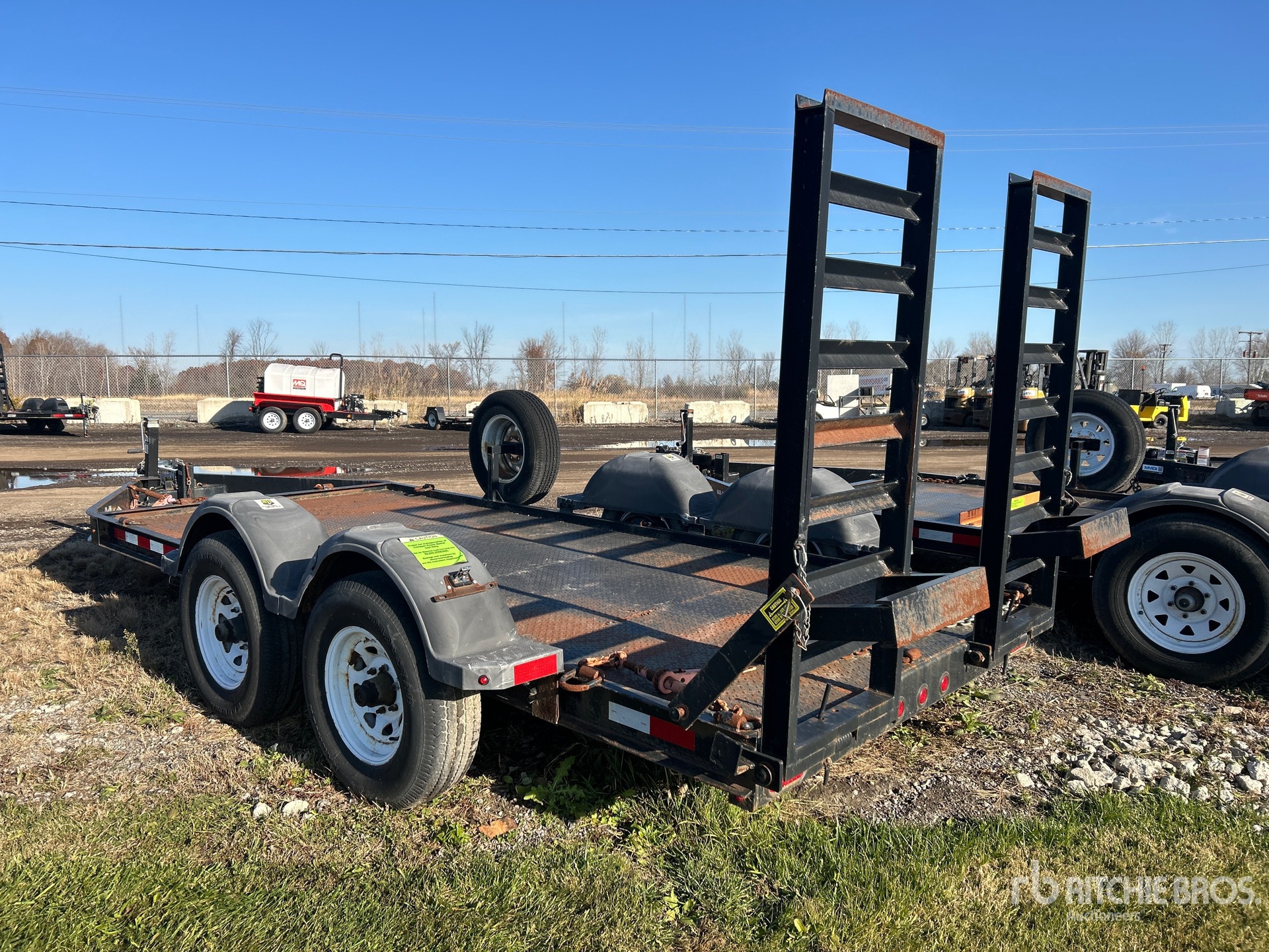 General Appearance with Bild, Ecke hinten links