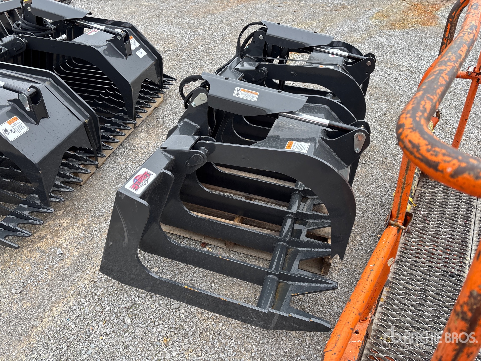 General Appearance with Image, coin avant droit