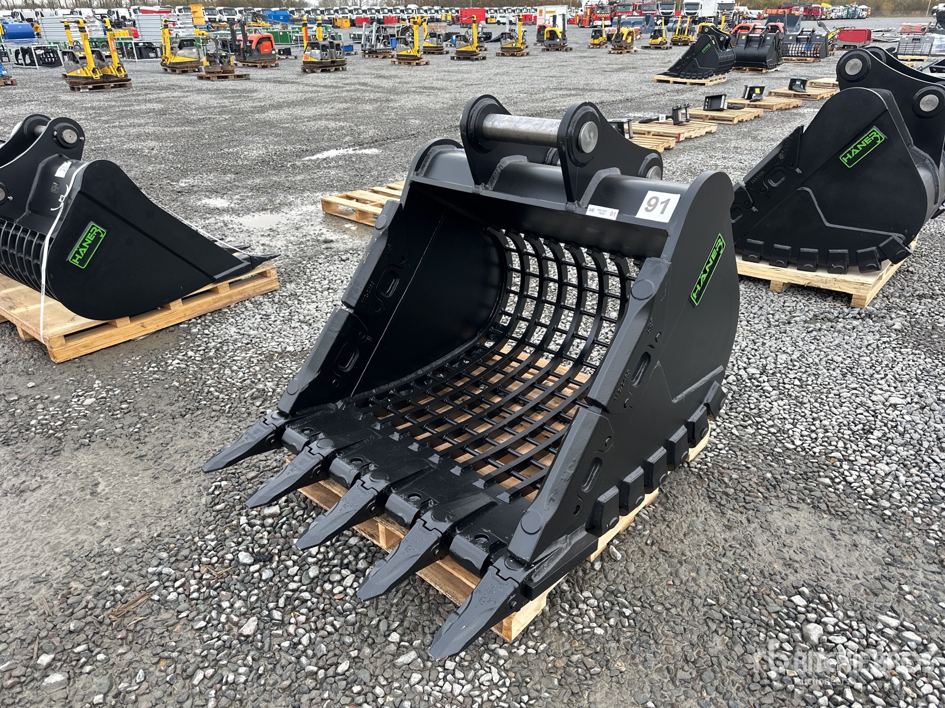 General Appearance with Image, coin avant droit