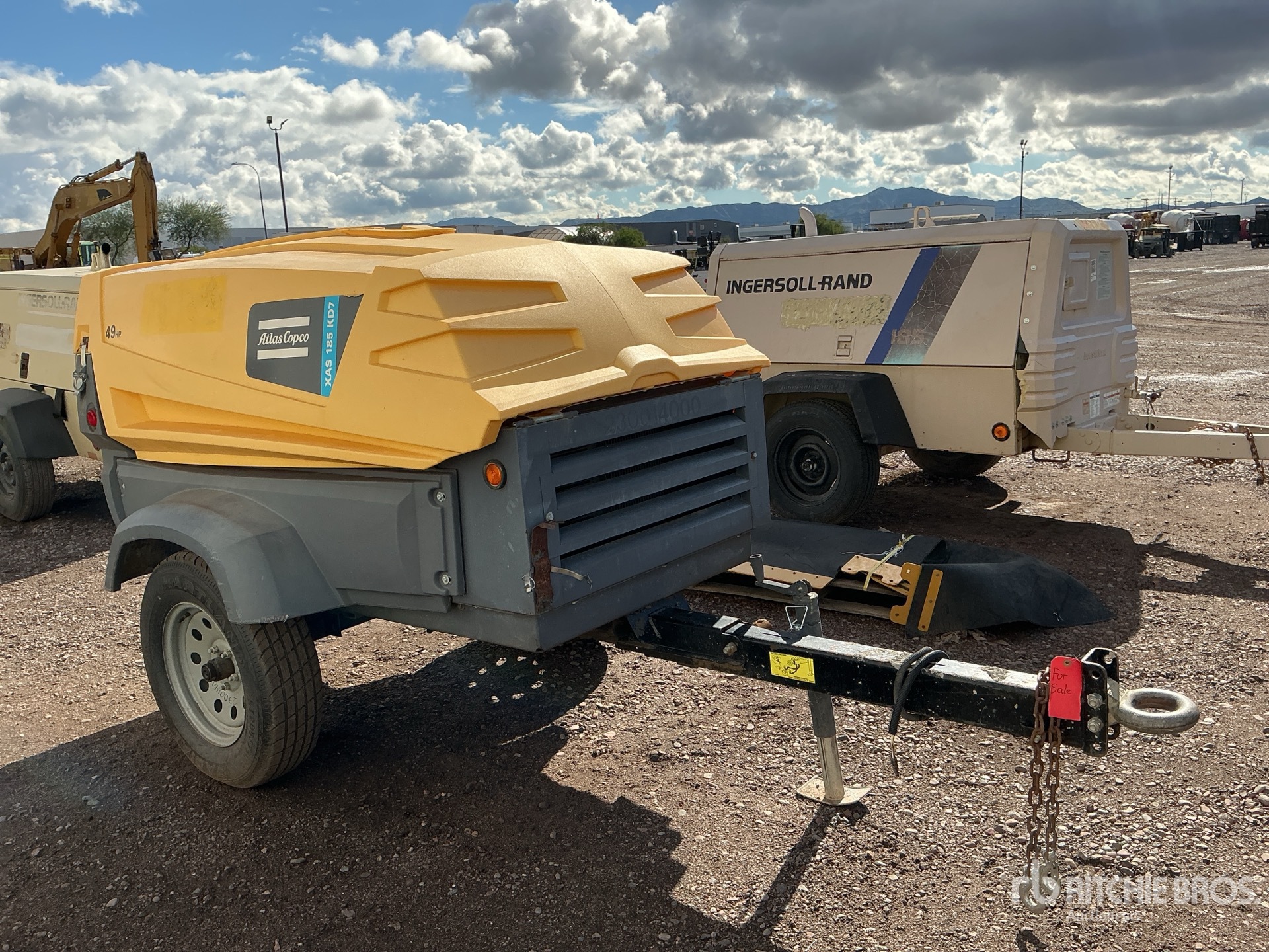 Aspect général with Image, coin avant droit