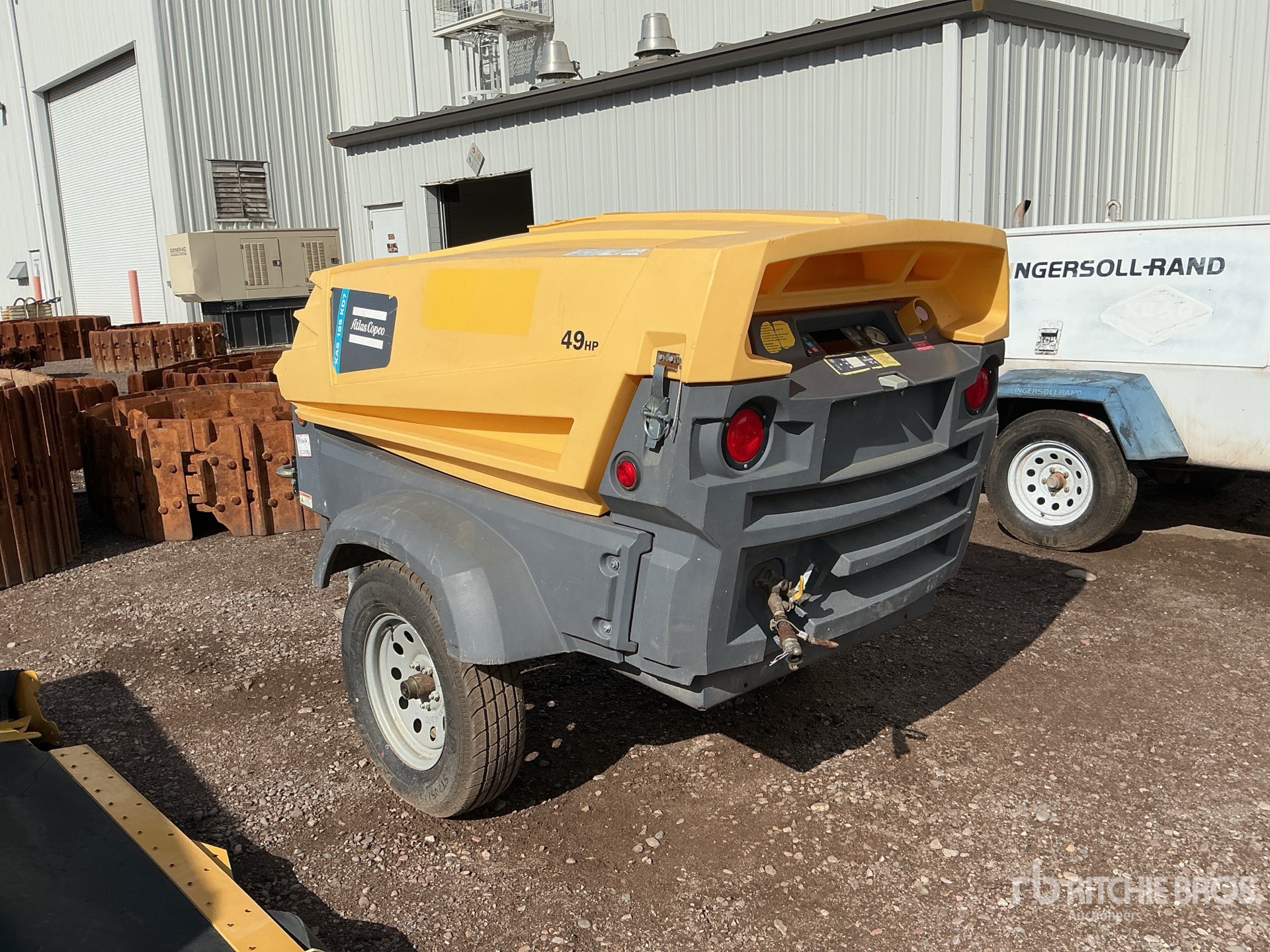 Aspect général with Image, coin arrière gauche