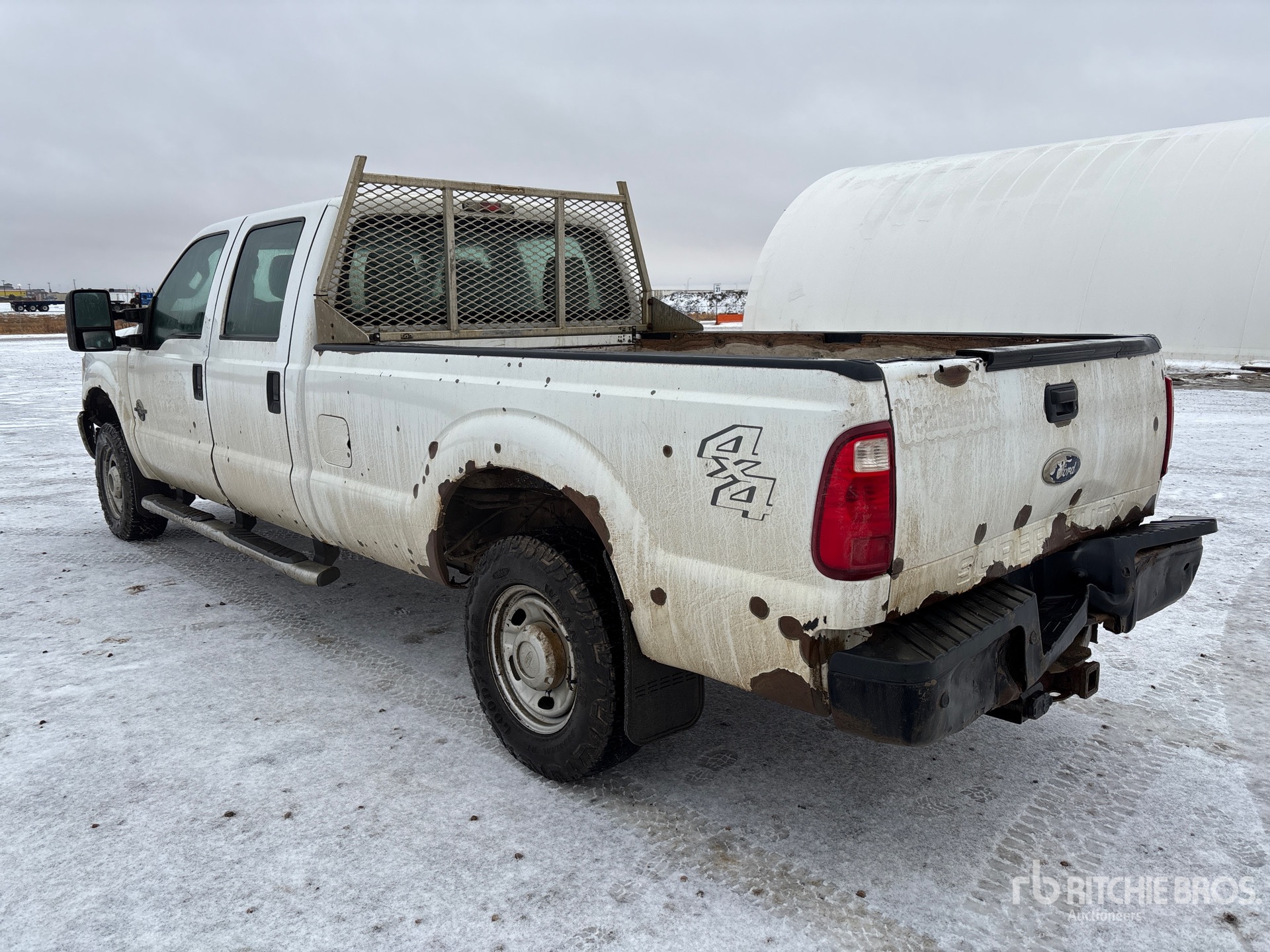 General Appearance with Foto, angolo posteriore sinistro