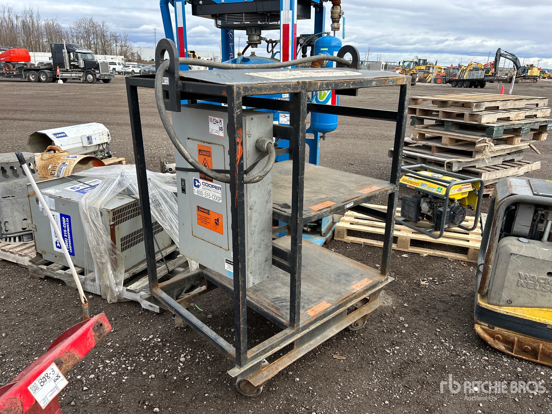 General Appearance with Imagen: esquina delantera izquierda