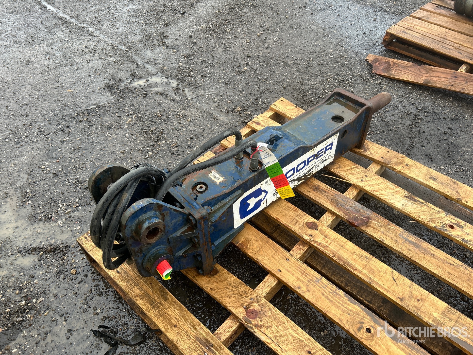 General Appearance with Imagen: esquina trasera derecha