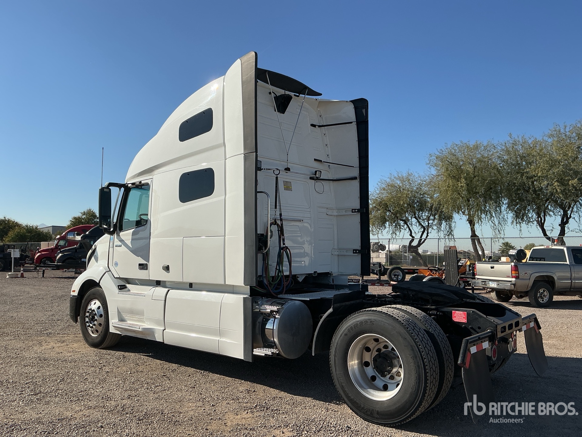 General Appearance with Picture, Left Rear Corner