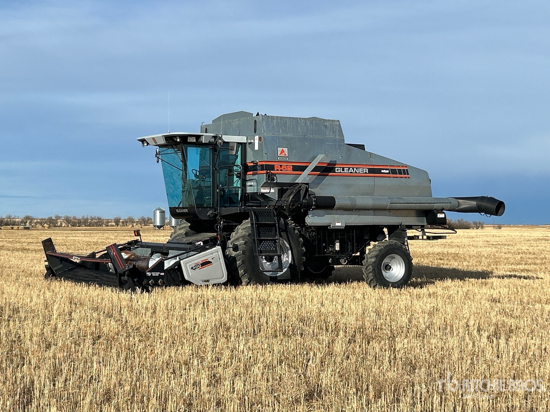 General Appearance with Foto, angolo anteriore sinistro