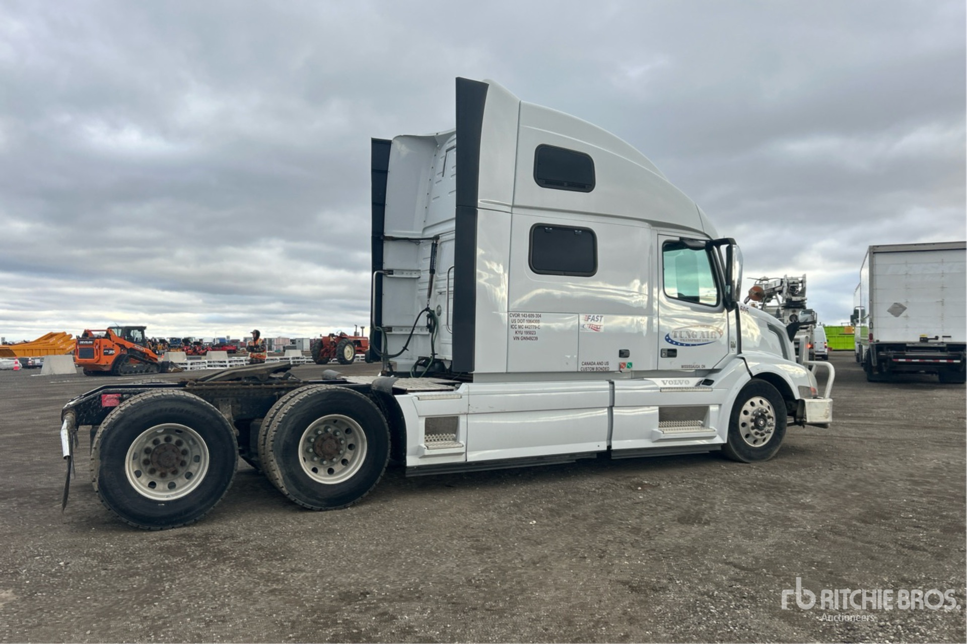 General Appearance with Imagen: esquina trasera derecha