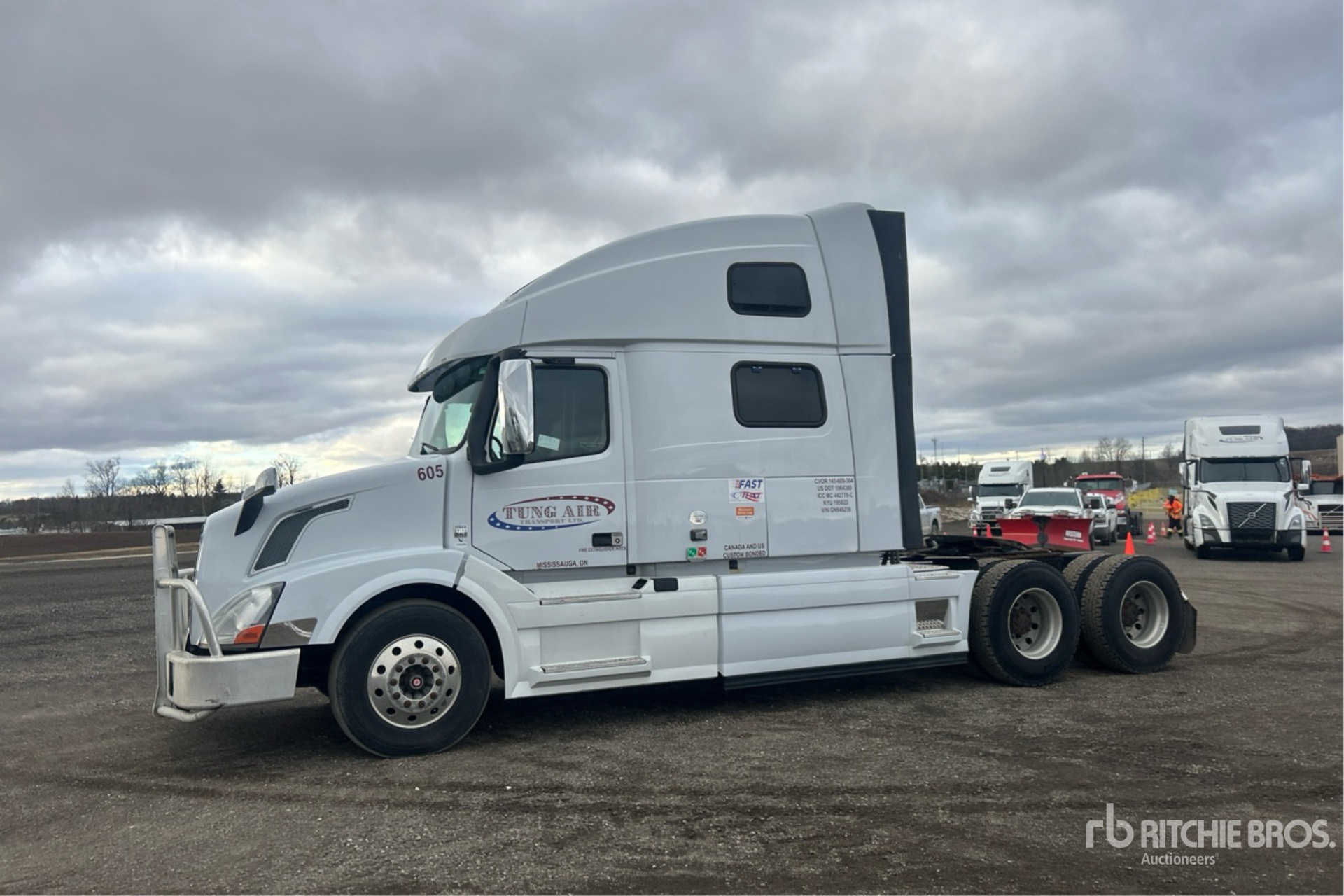 General Appearance with Imagen: esquina delantera izquierda