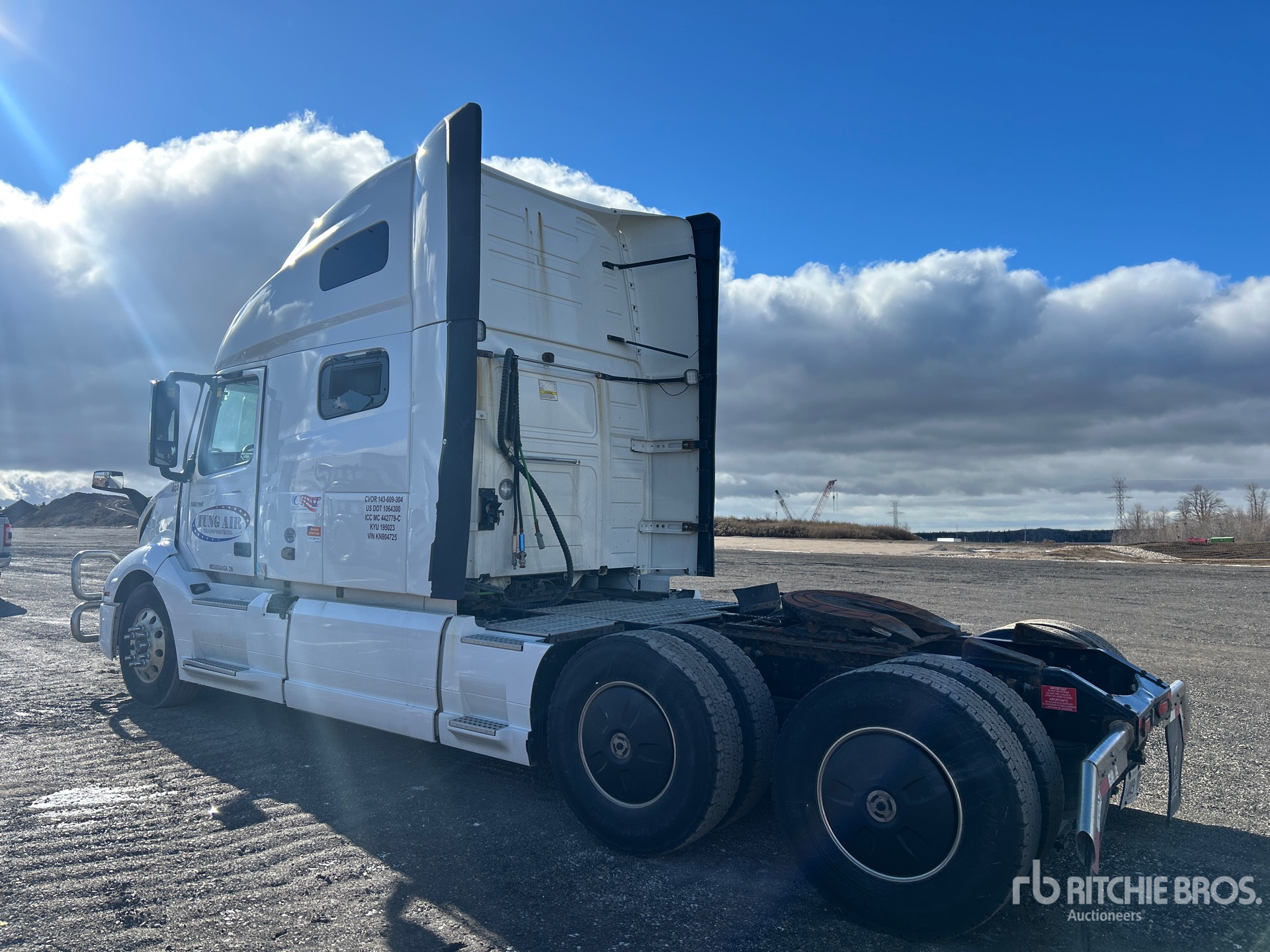 General Appearance with Picture, Left Rear Corner