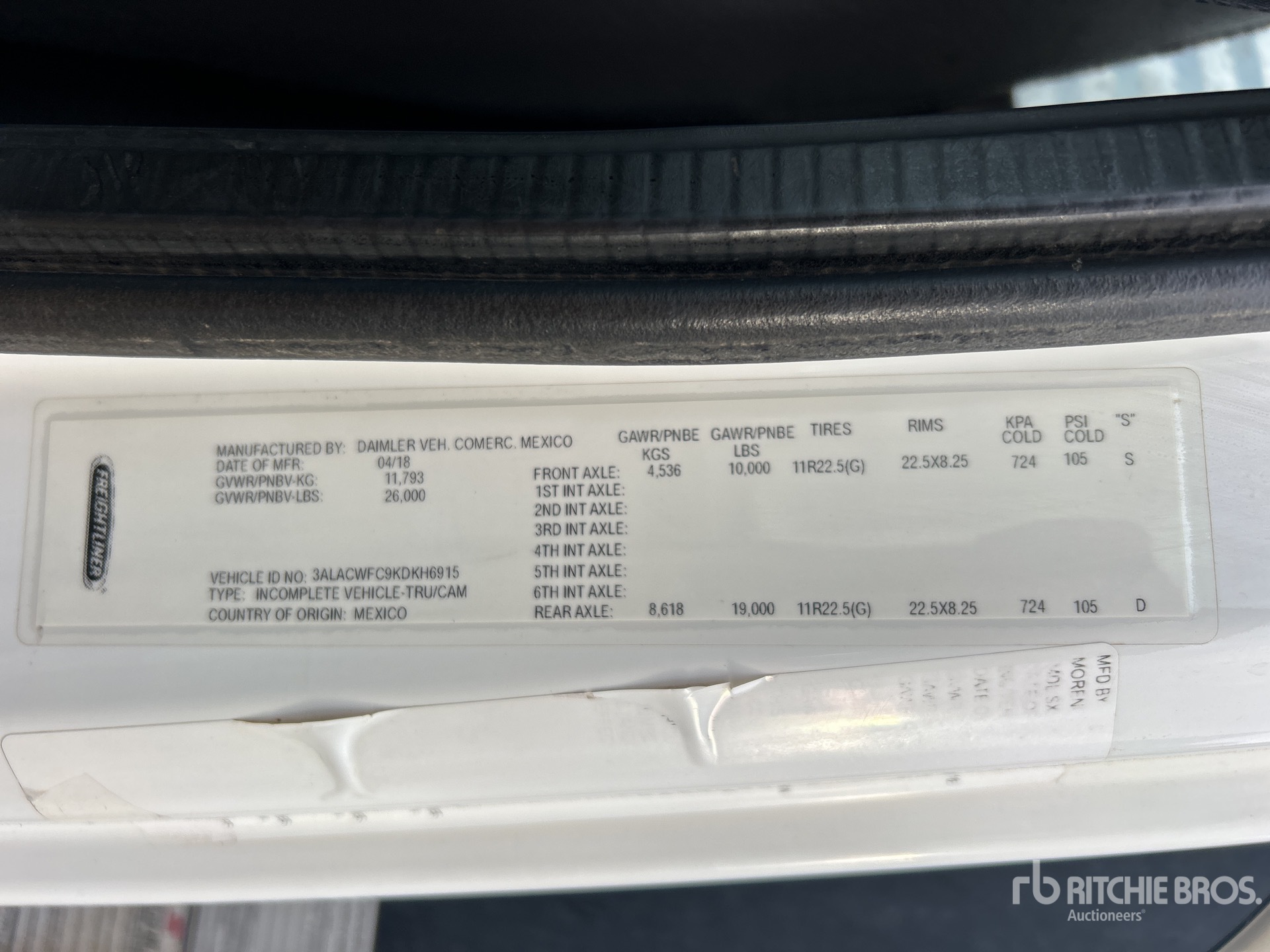 General Appearance with Serial Number / VIN