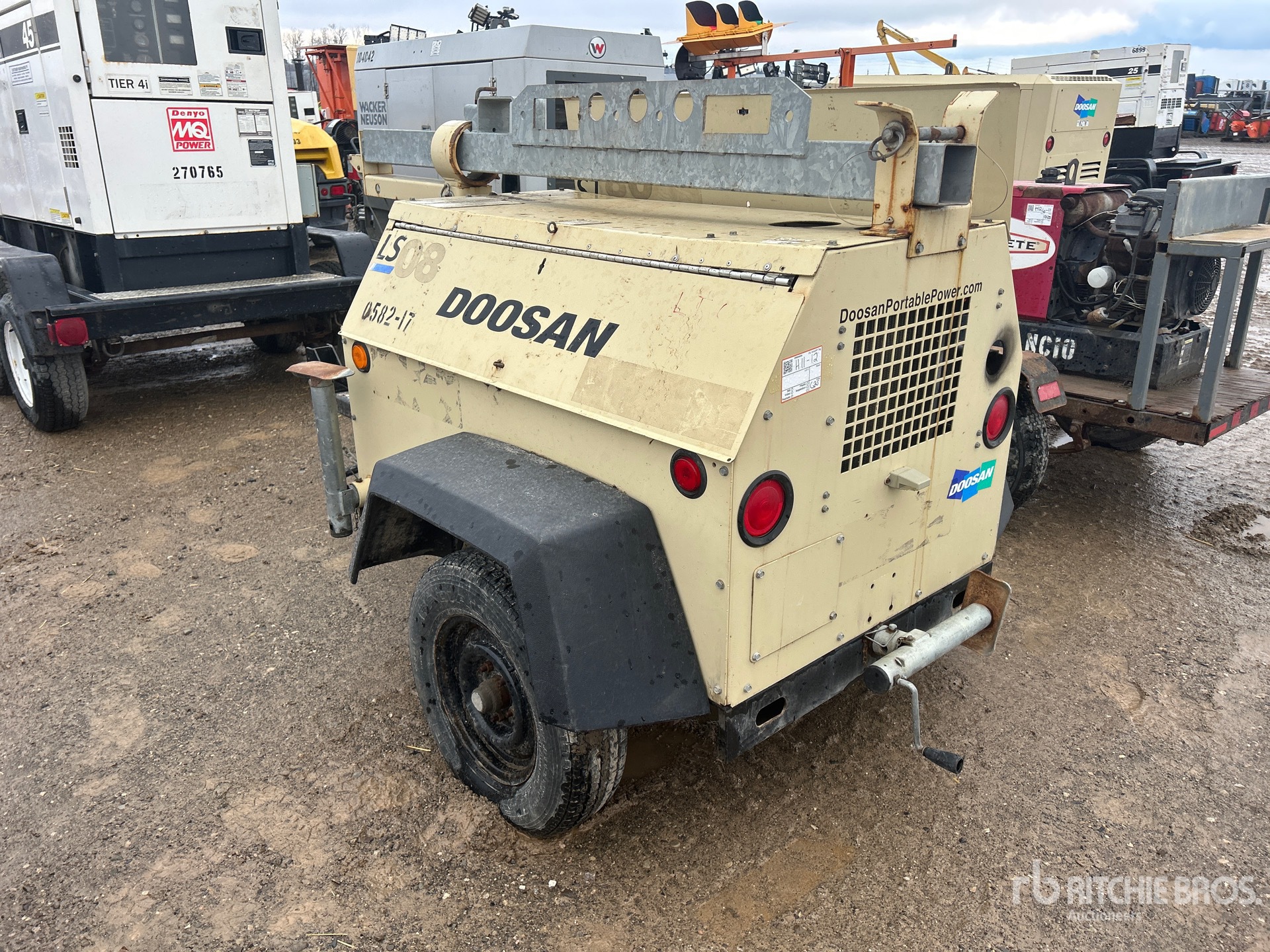 General Appearance with Imagen: esquina trasera izquierda