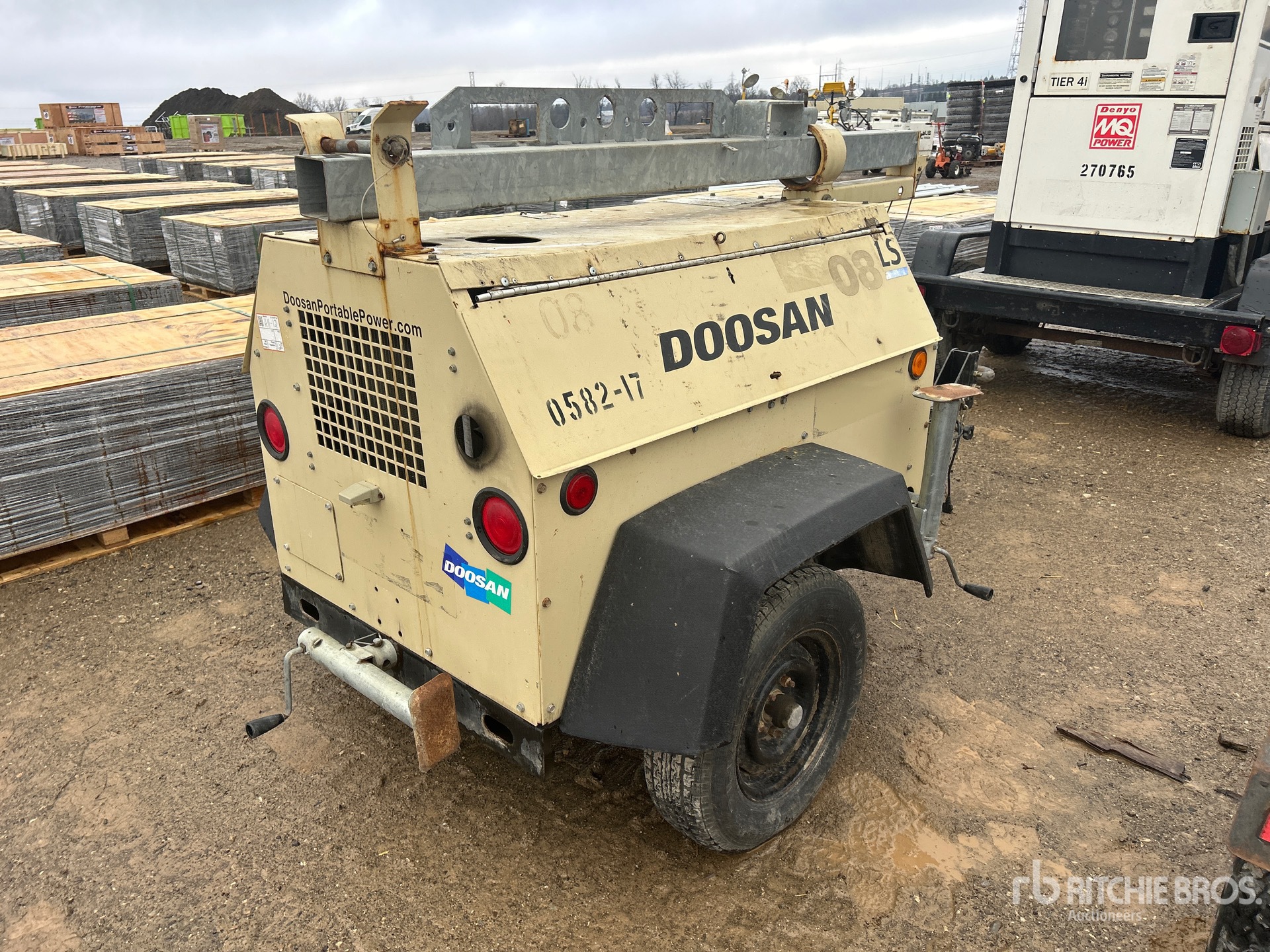 General Appearance with Imagen: esquina trasera derecha