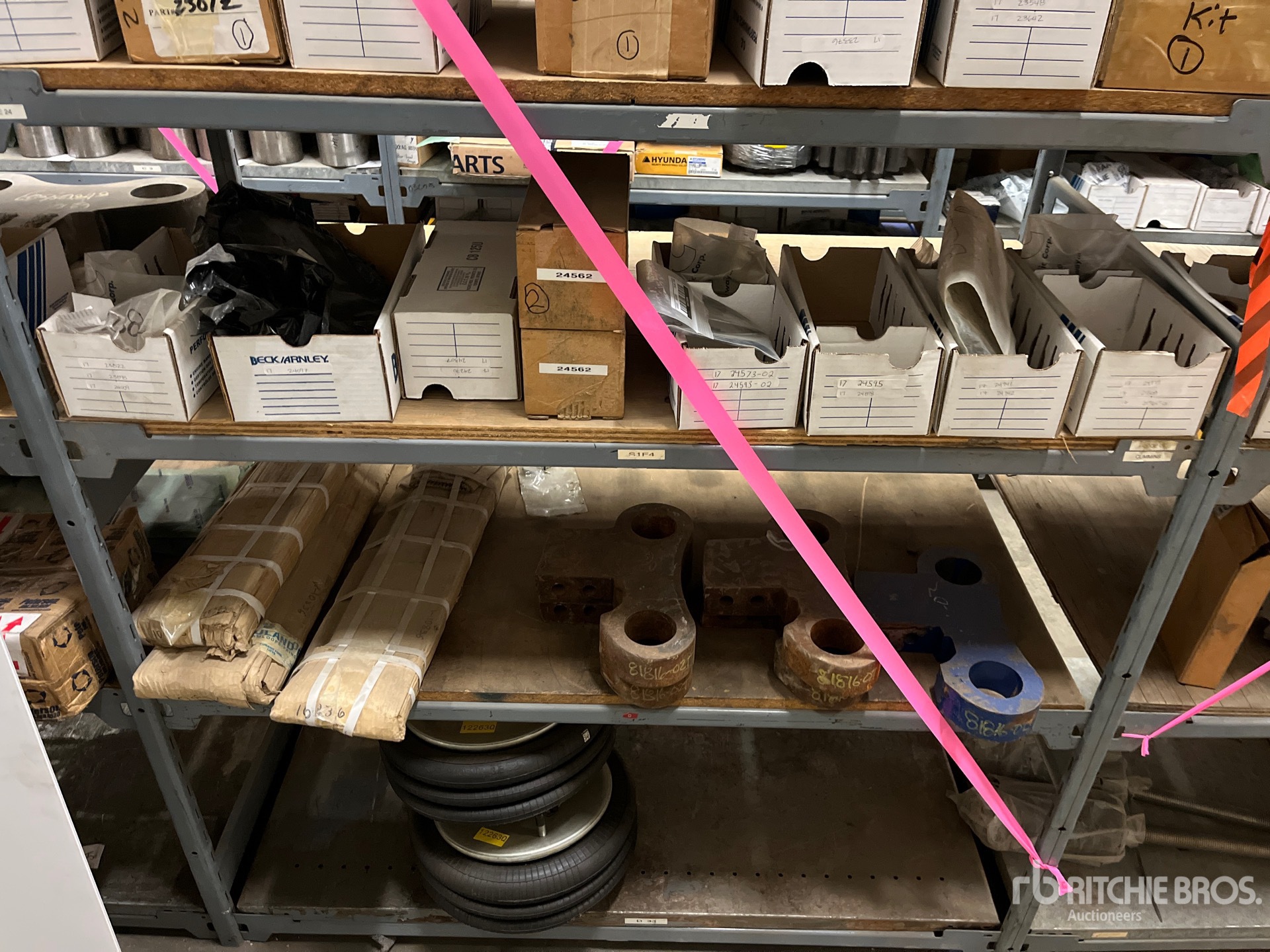 General Appearance with Foto, angolo anteriore destro