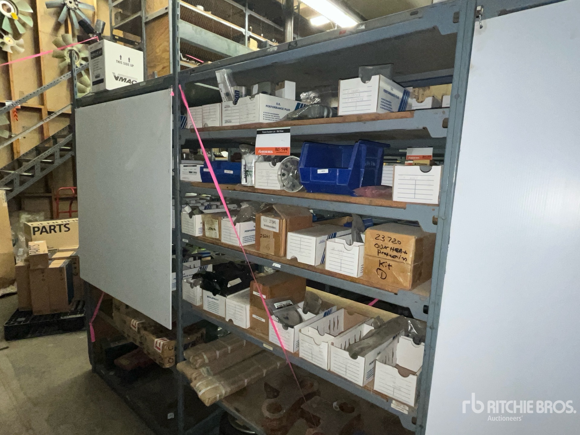 General Appearance with Foto, angolo anteriore sinistro