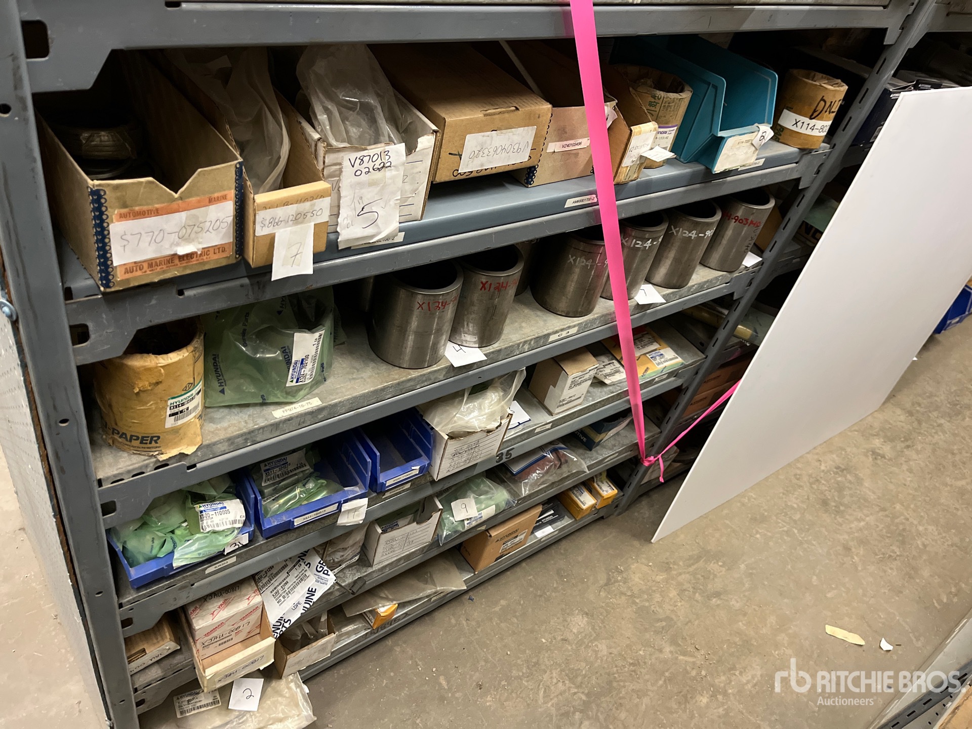 General Appearance with Foto, angolo anteriore destro