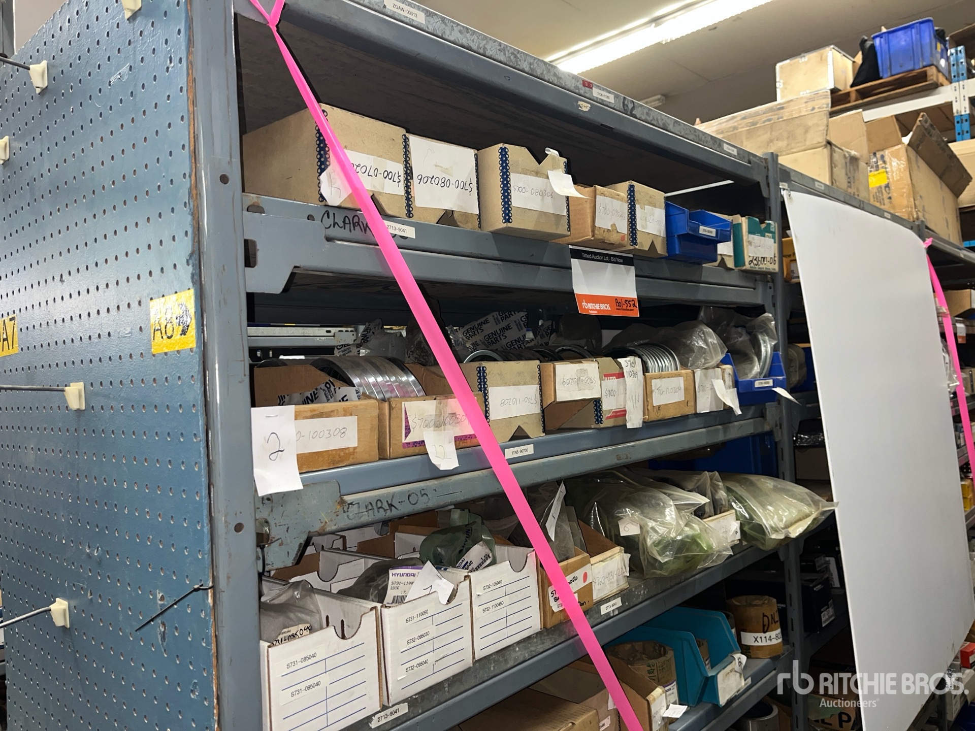 General Appearance with Foto, angolo anteriore sinistro