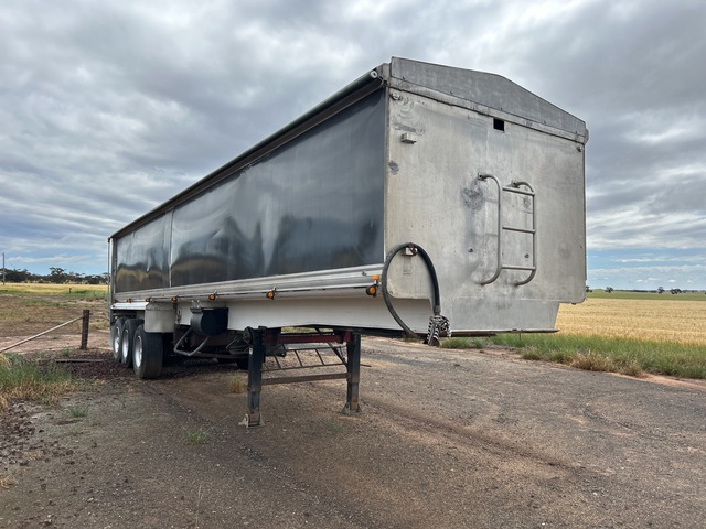 2003 Fitzgibbon 11.1 m Tri/A Tipping Trailer