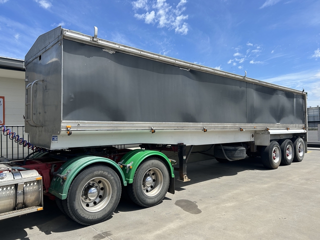 2003 Fitzgibbon 11.1 m Tri/A Tipping Trailer