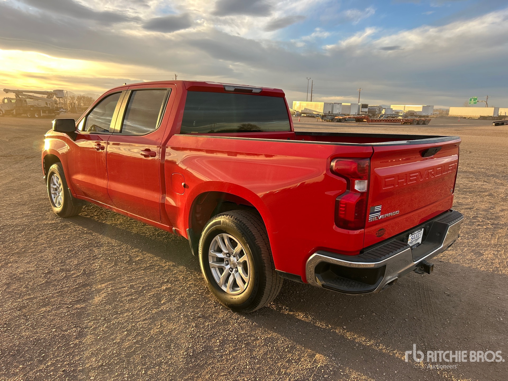 General Appearance with Picture, Left Rear Corner